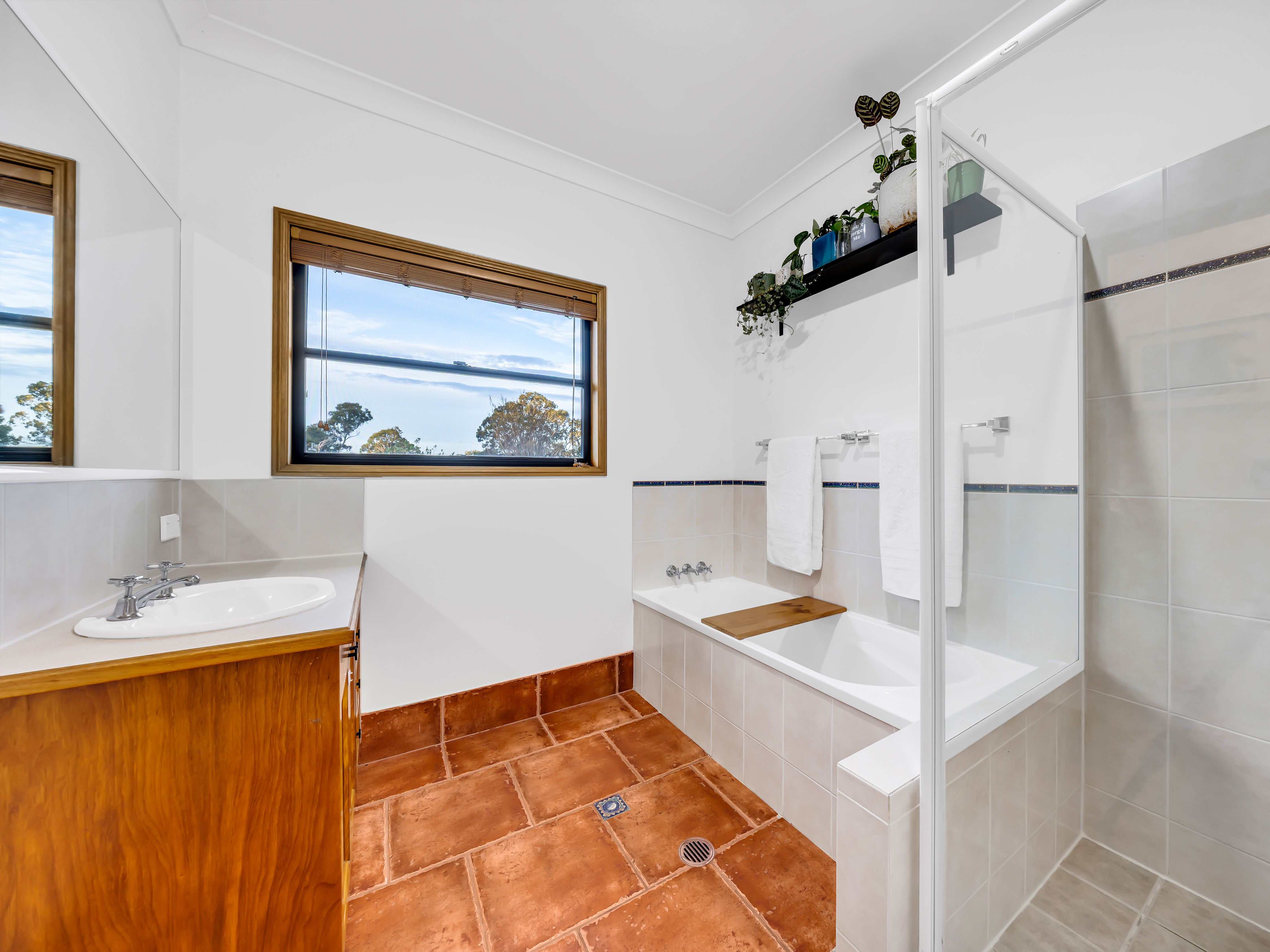 365 Ocean View Road — photo 15 of 24