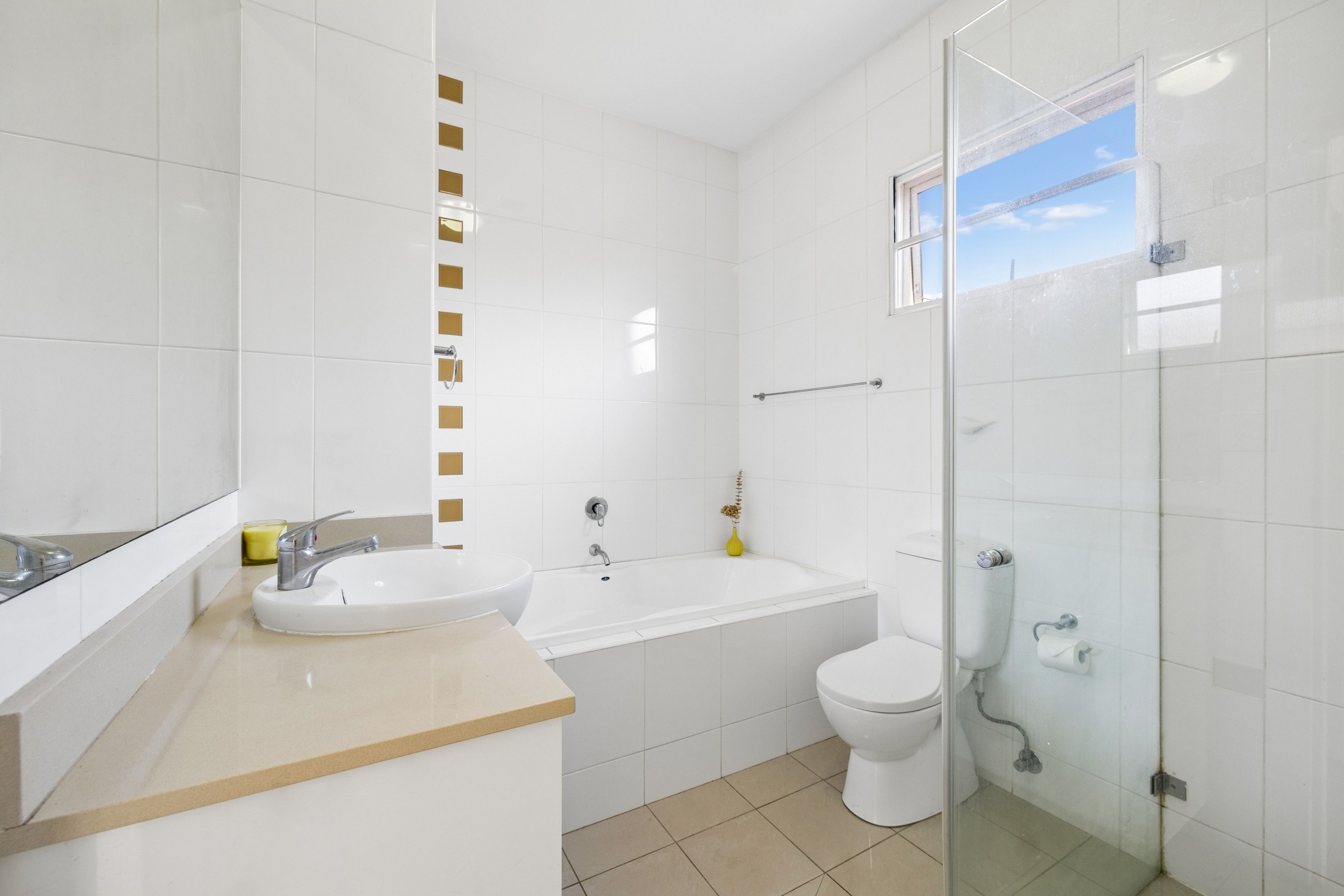 42/1 Janoa Place — photo 5 of 12