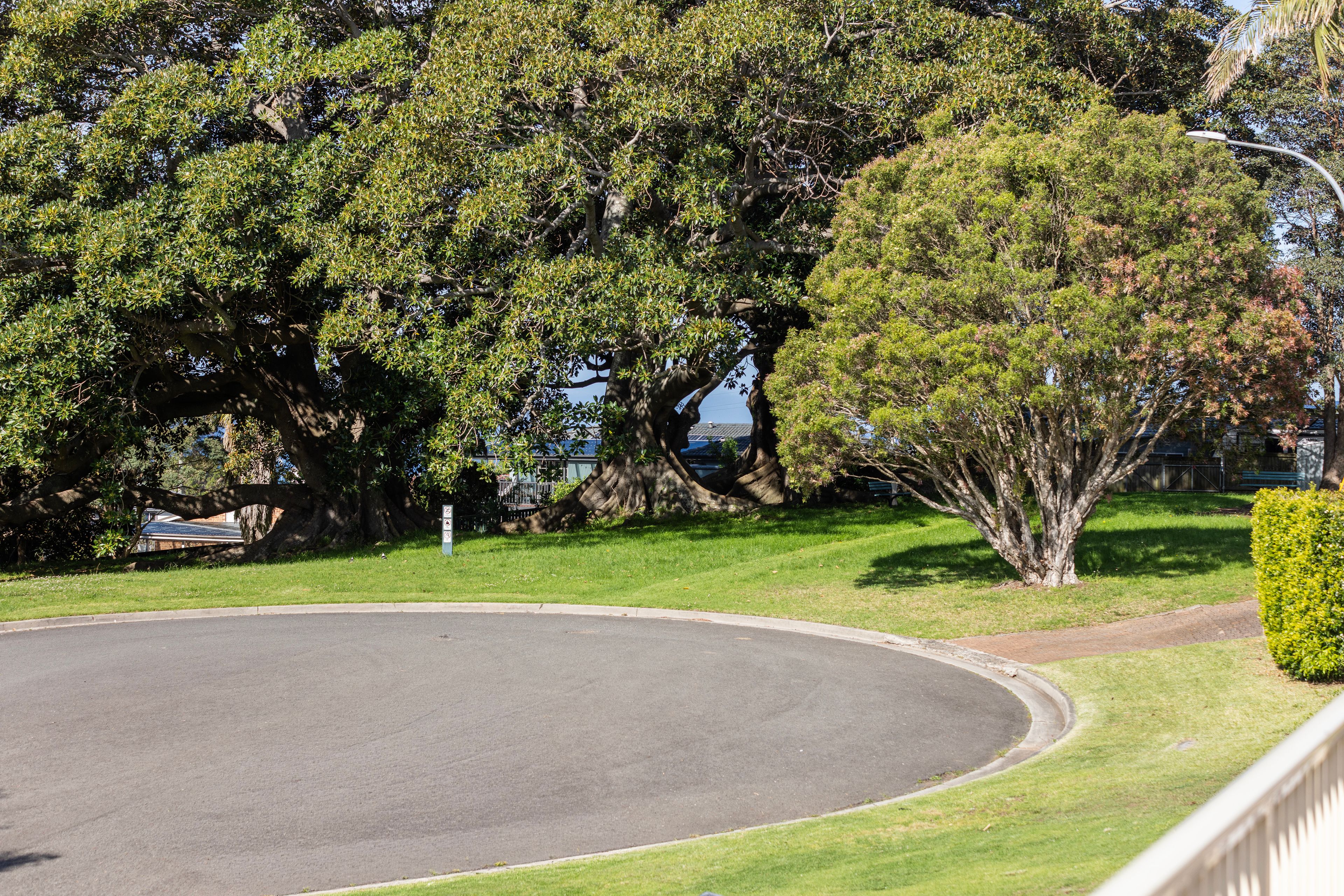 2 Moreton Bay Place — photo 8 of 21