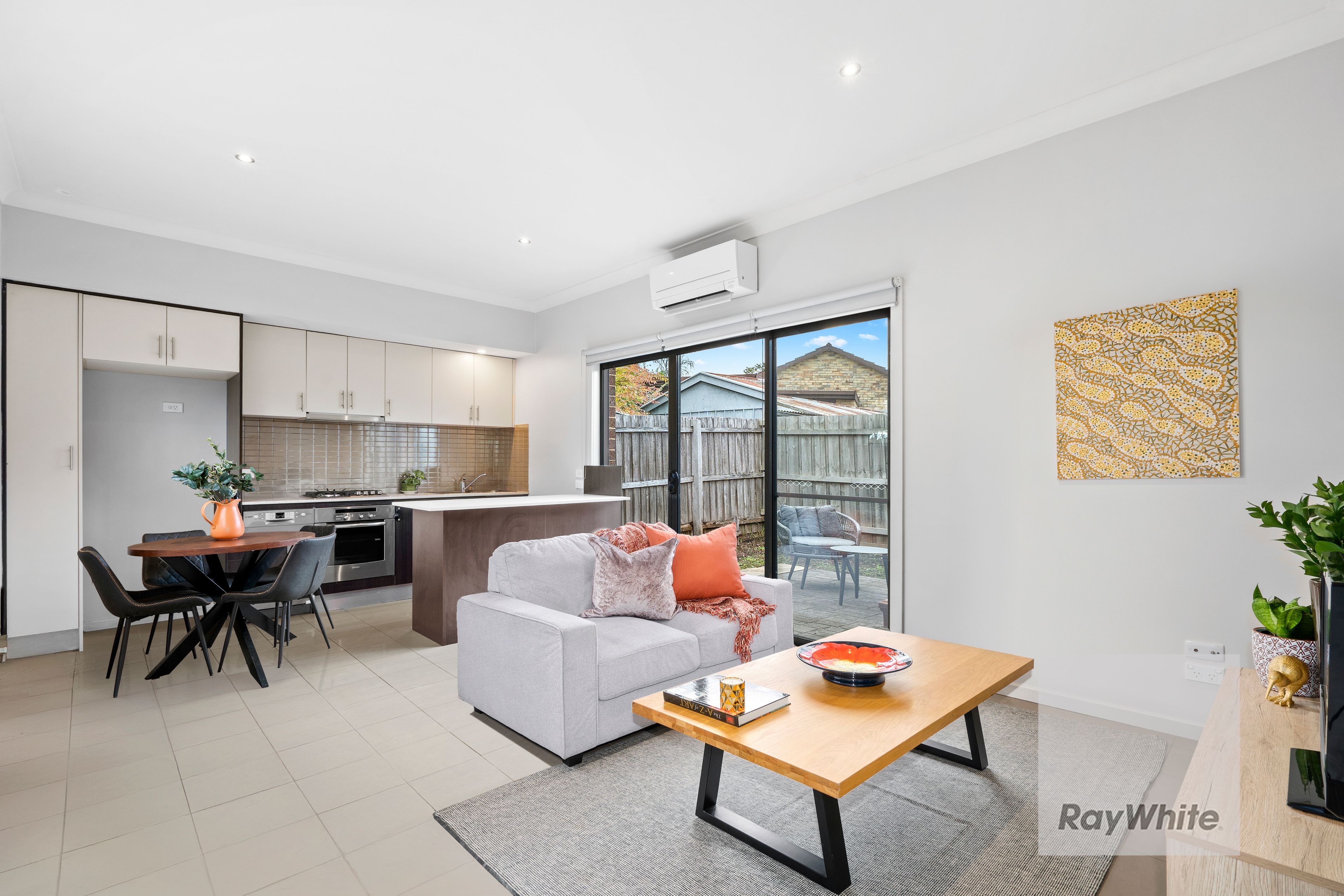 4/37 Cash Street, Kingsbury, VIC 3083