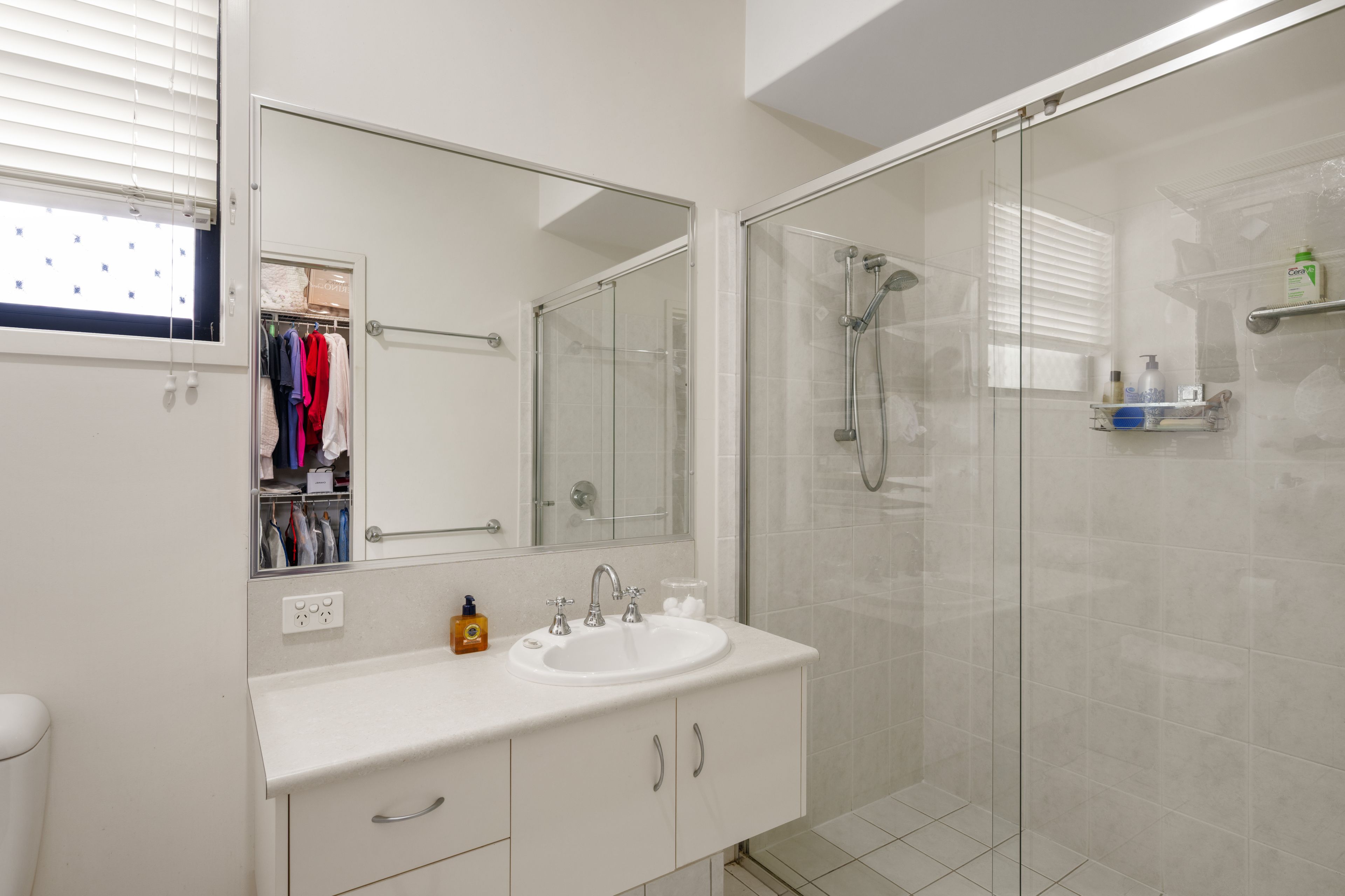 42 Addison Street — photo 11 of 22