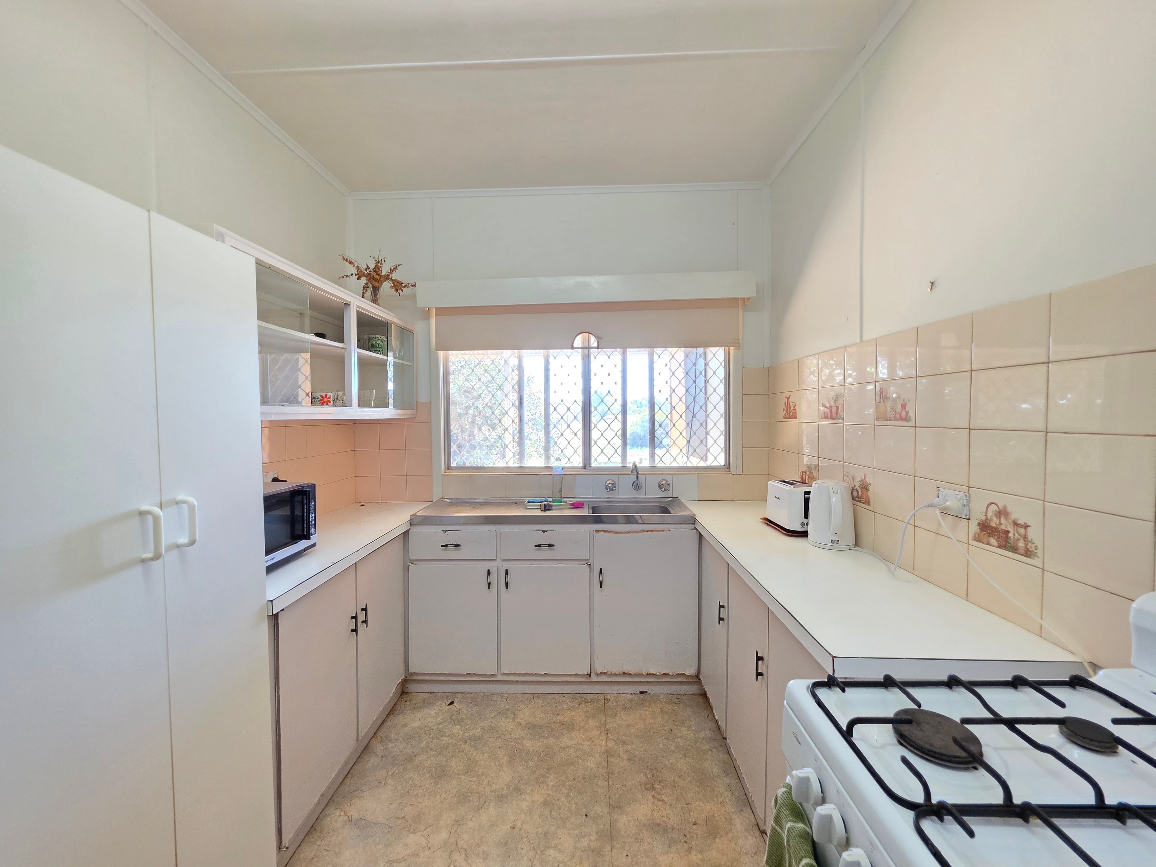 103 William Street — photo 4 of 17