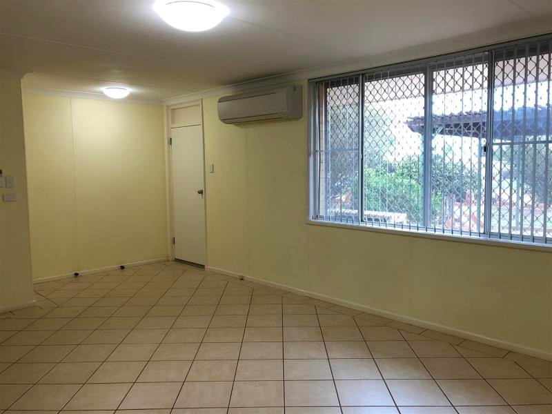 17 Forrest Crescent, Dampier, WA 6713