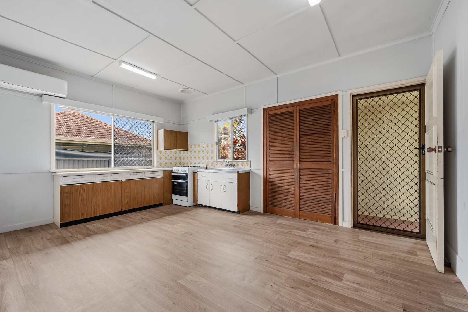 6 Pechey Street, Chermside, QLD 4032