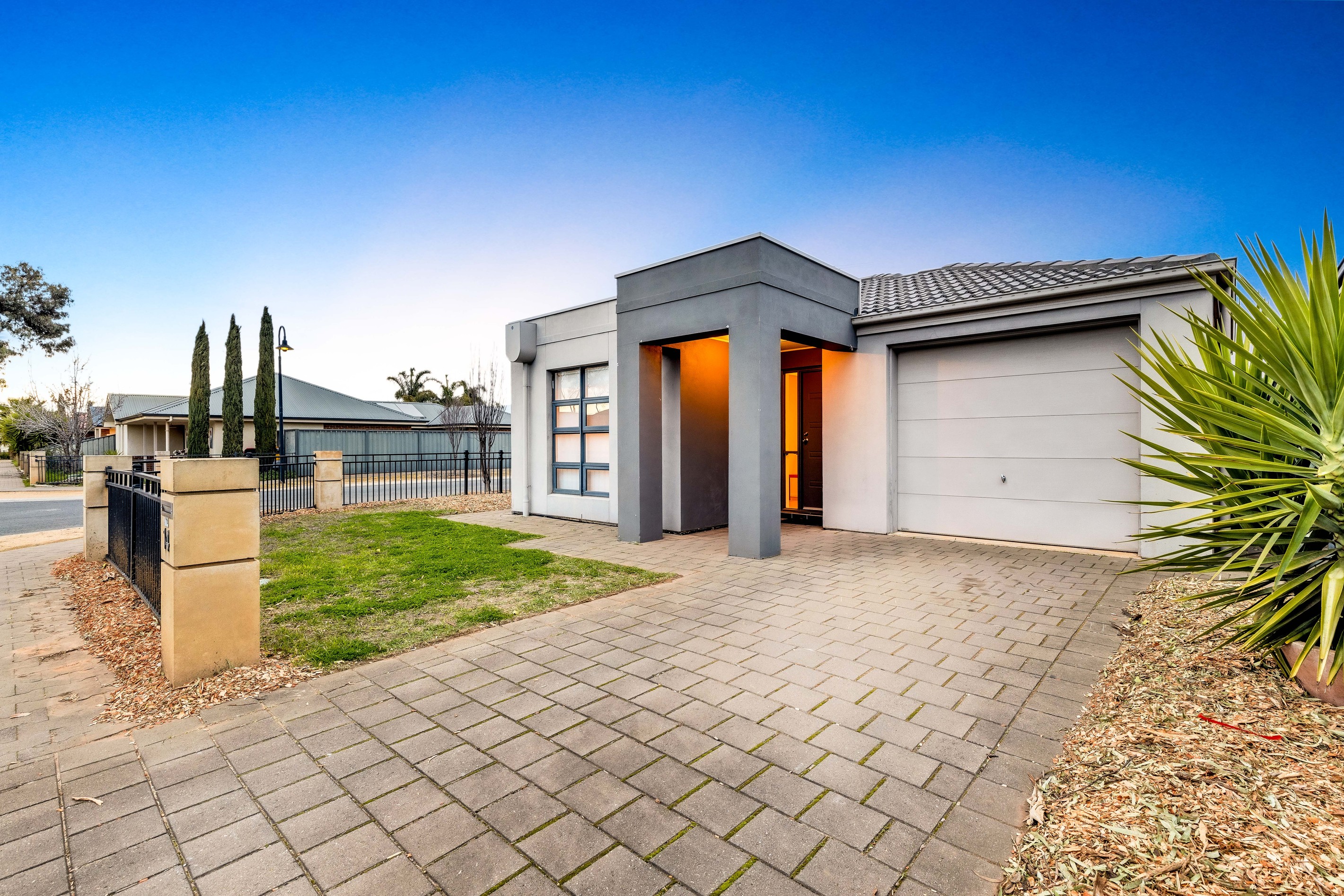 14 Chateau Avenue, Andrews Farm, SA 5114