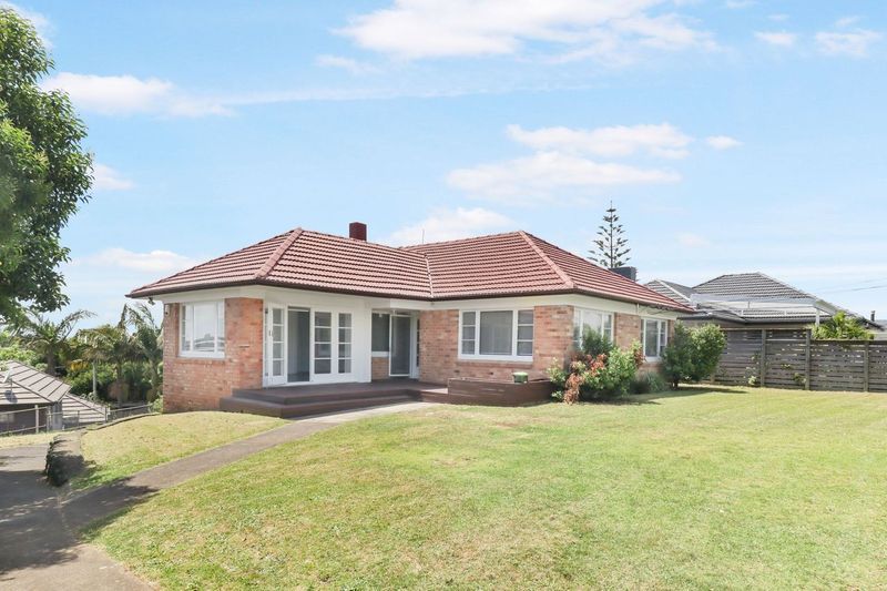 74 Crawford Avenue, Mangere Bridge, Manukau City