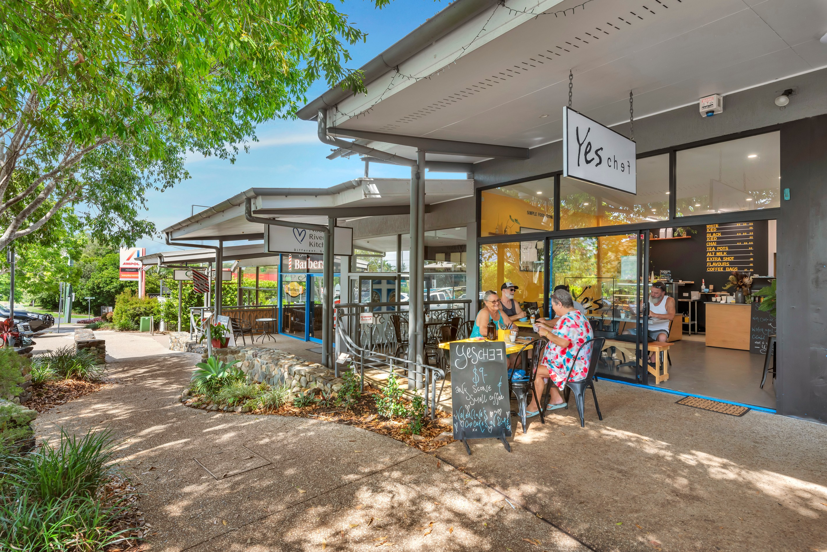 Shop 4/10 Memorial Avenue, Tewantin, QLD 4565