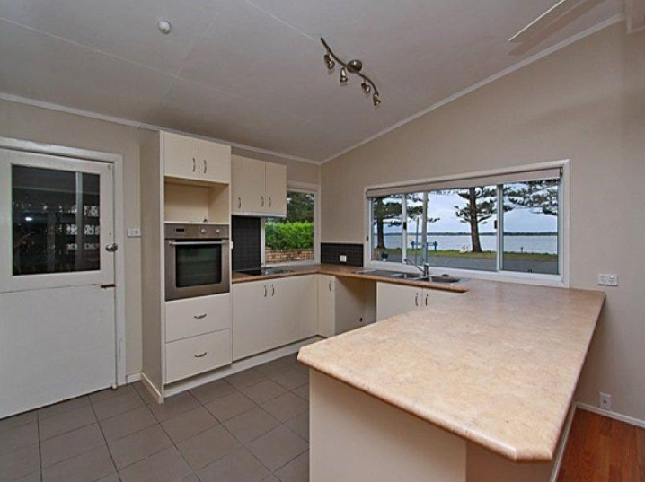 13 Centenary Drive, Hollywell, QLD 4216