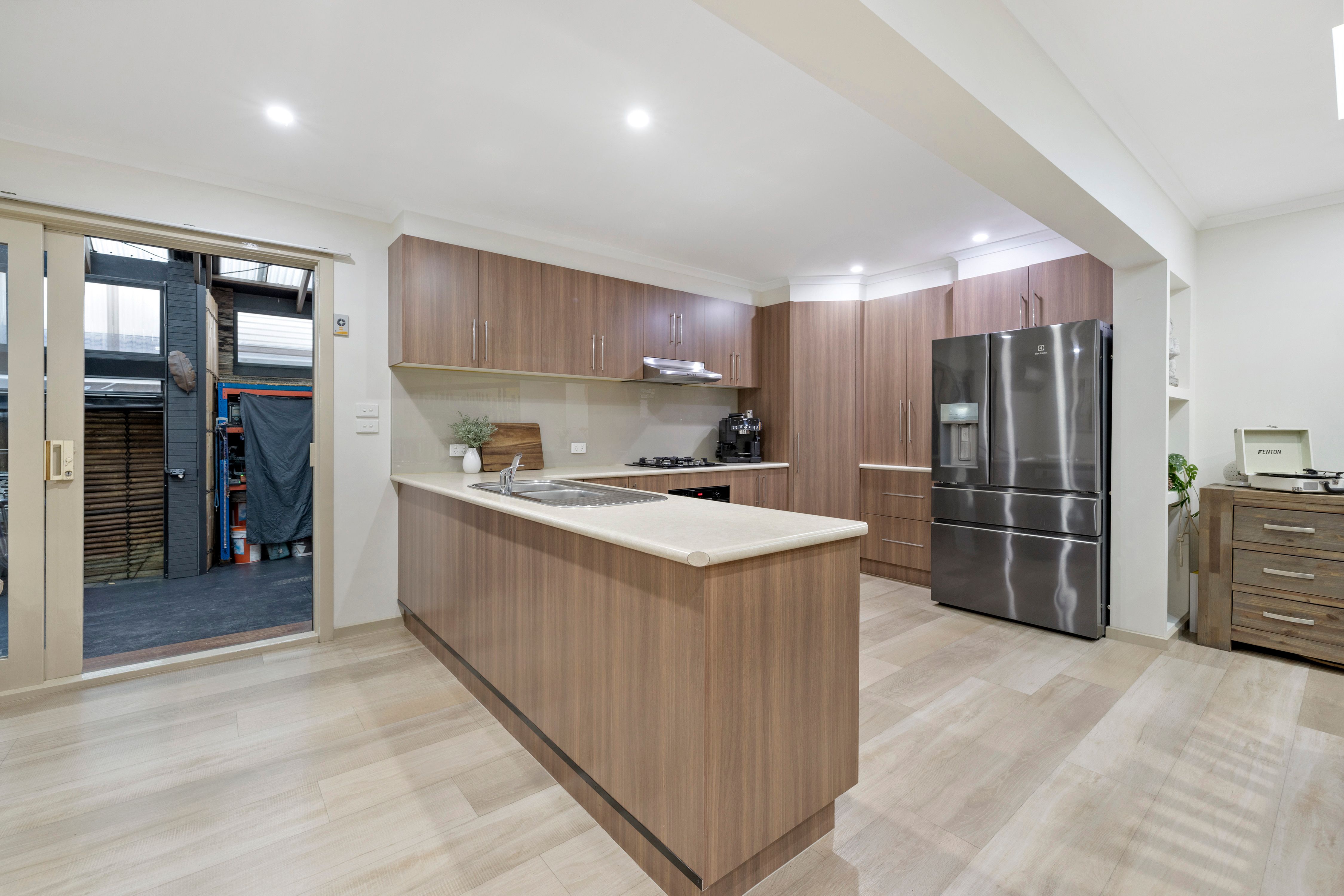 30 Tamboon Drive — photo 9 of 27