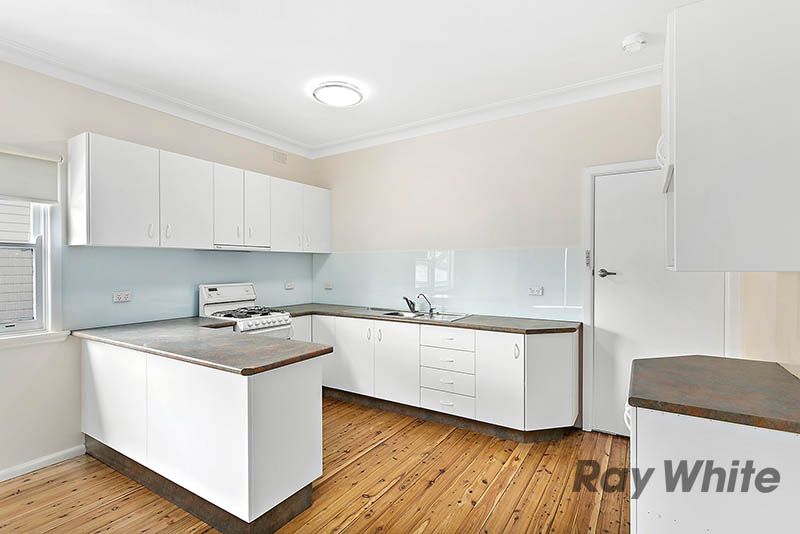 11 Winton Street, Fairy Meadow, NSW 2519