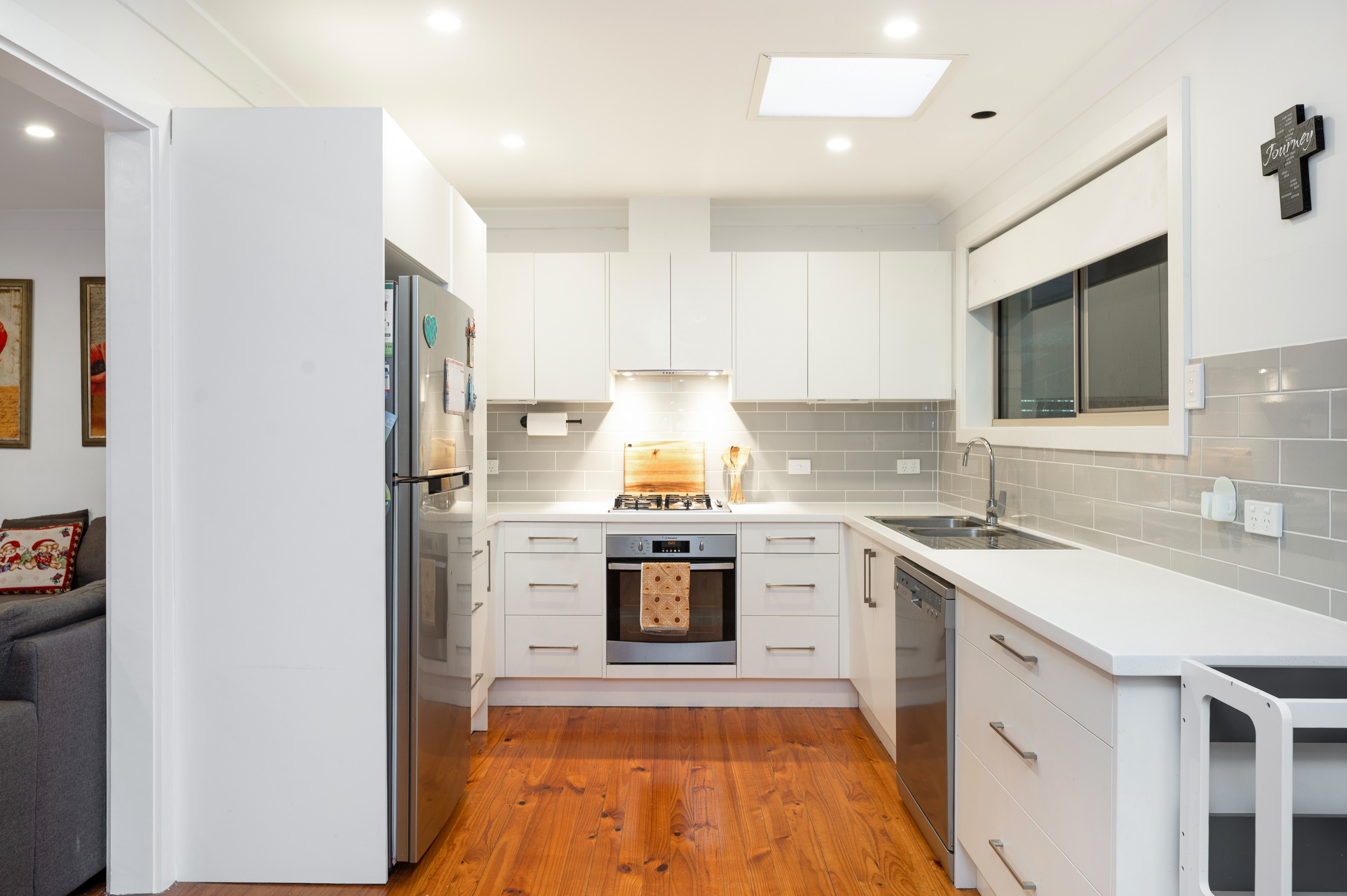 12 Kildonan Avenue, Para Vista, SA 5093
