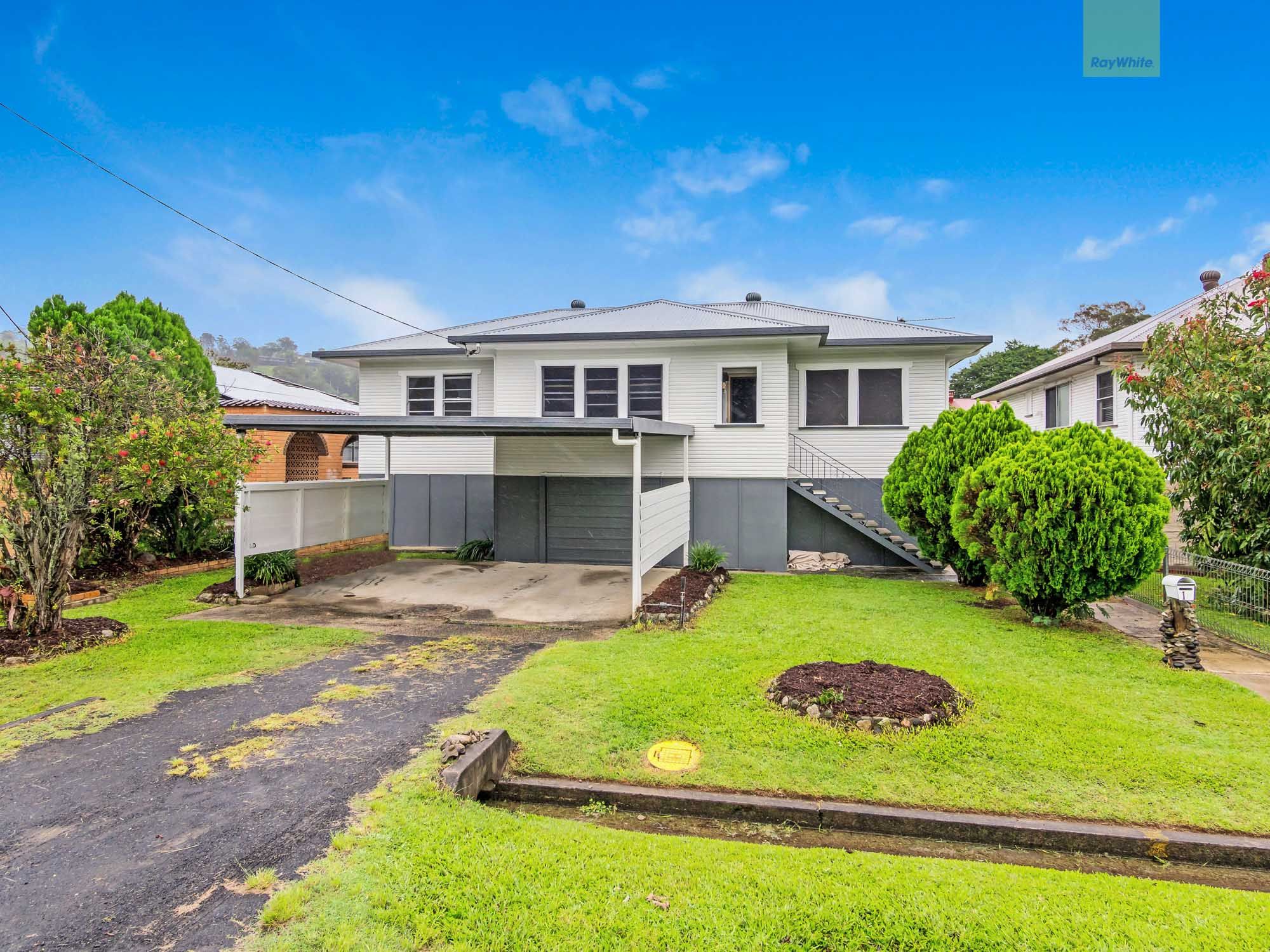 11 Peter Street