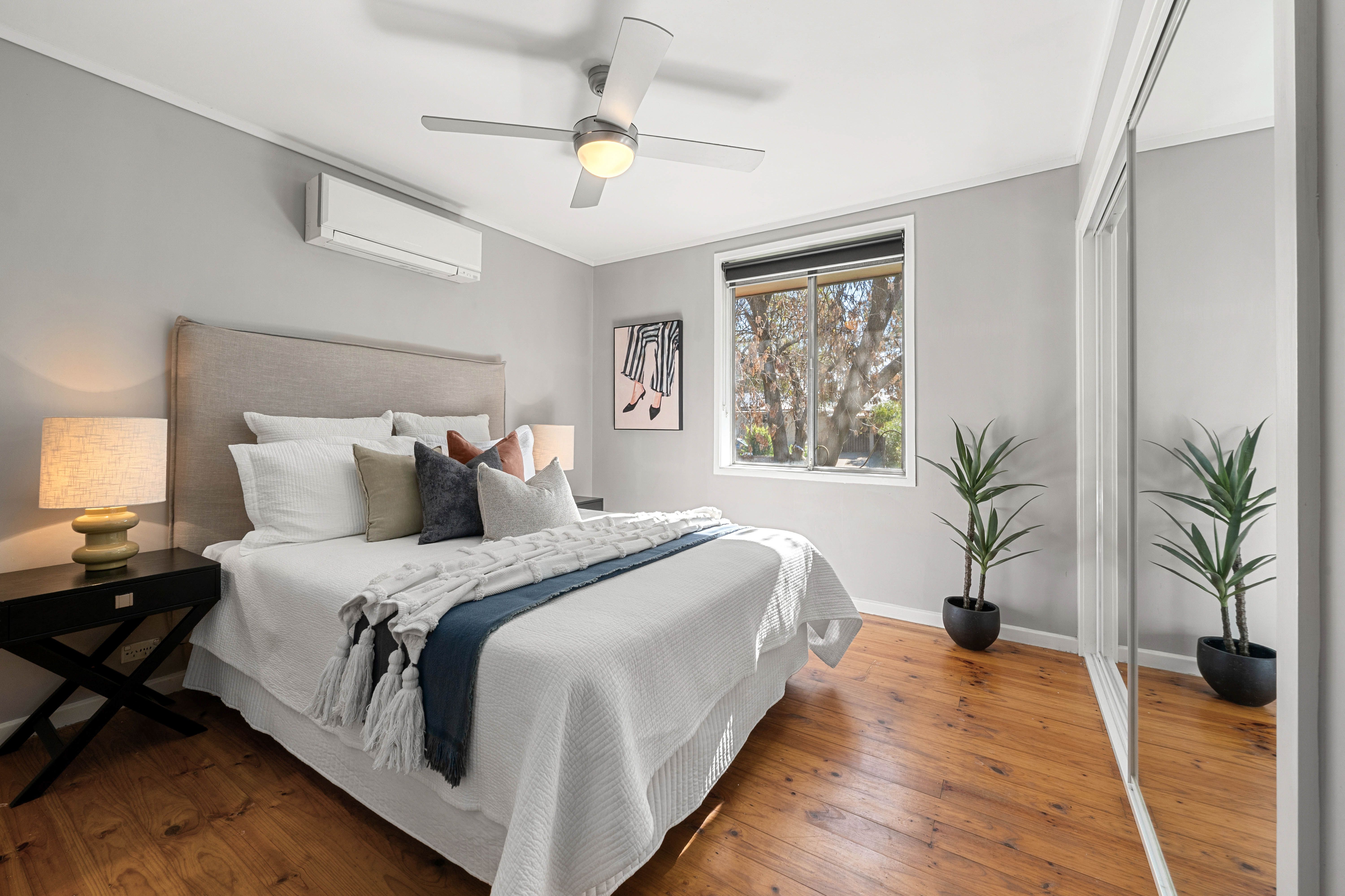 18 Stretton Crescent — photo 9 of 20