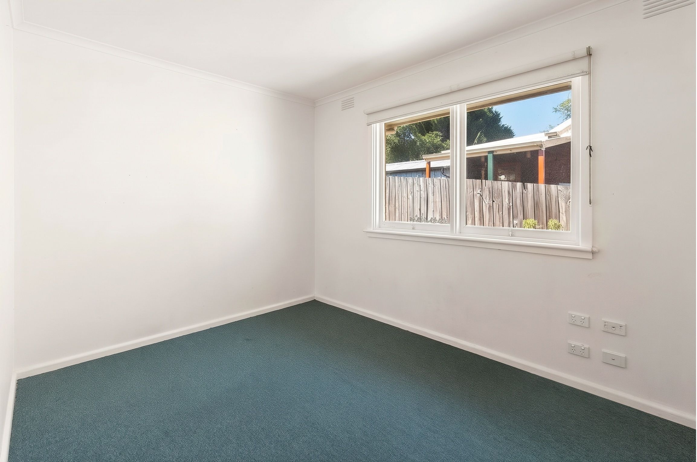 1 Stocks Road — photo 6 of 10