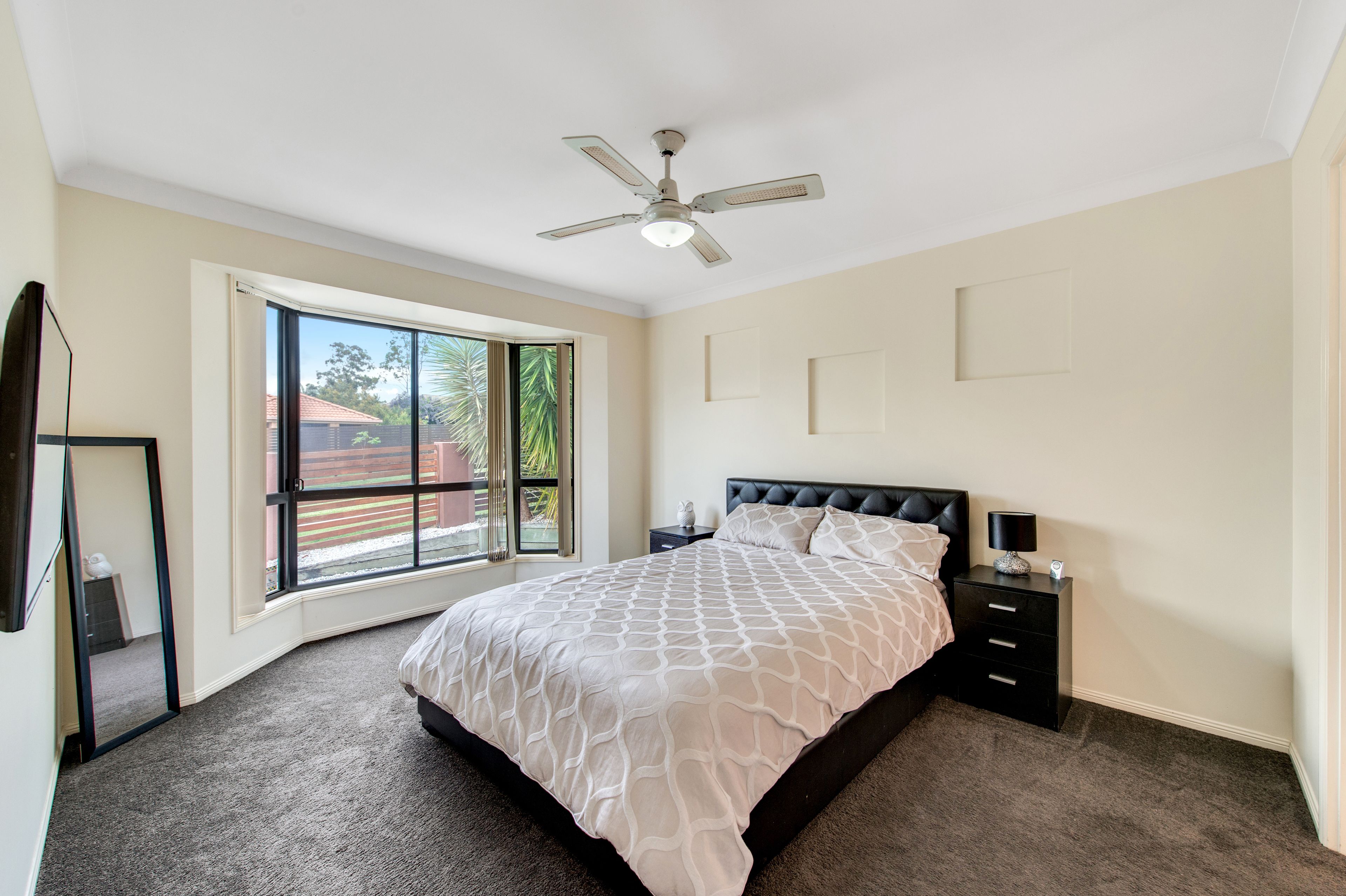 23 Hannam Crescent, Forest Lake, QLD 4078