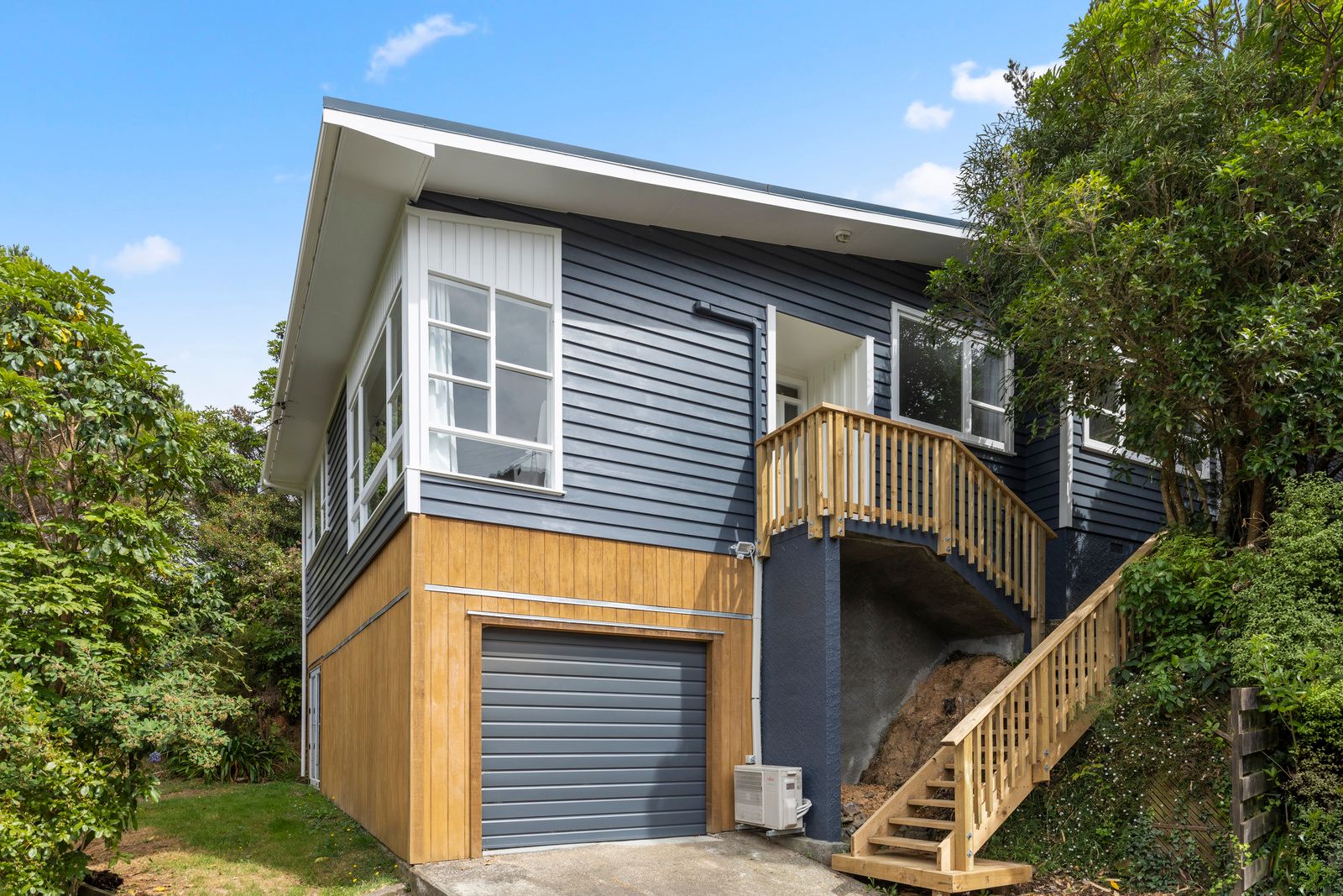 23 Lowry Crescent, Stokes Valley, Lower Hutt City