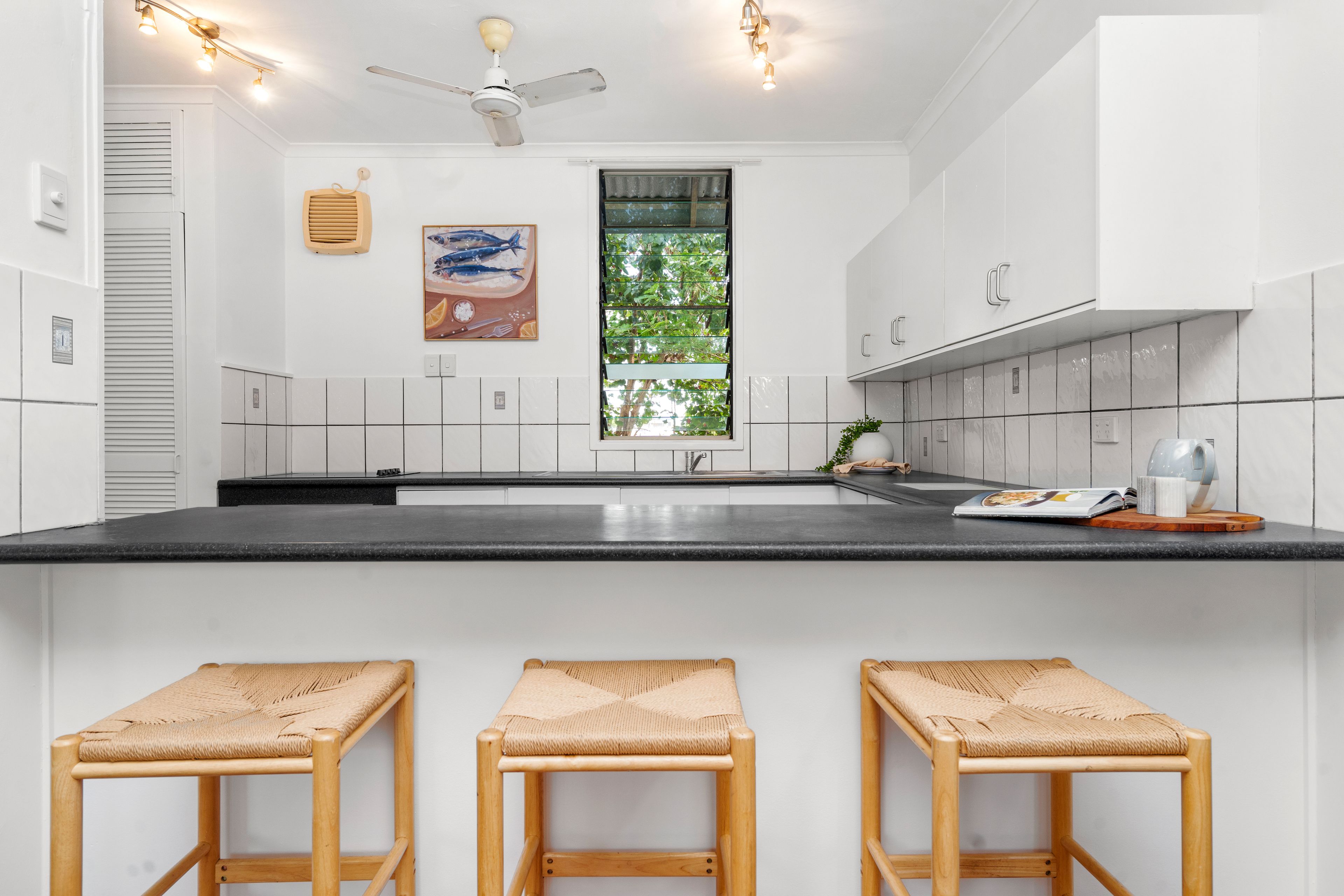 2 Knowles Street — photo 6 of 18