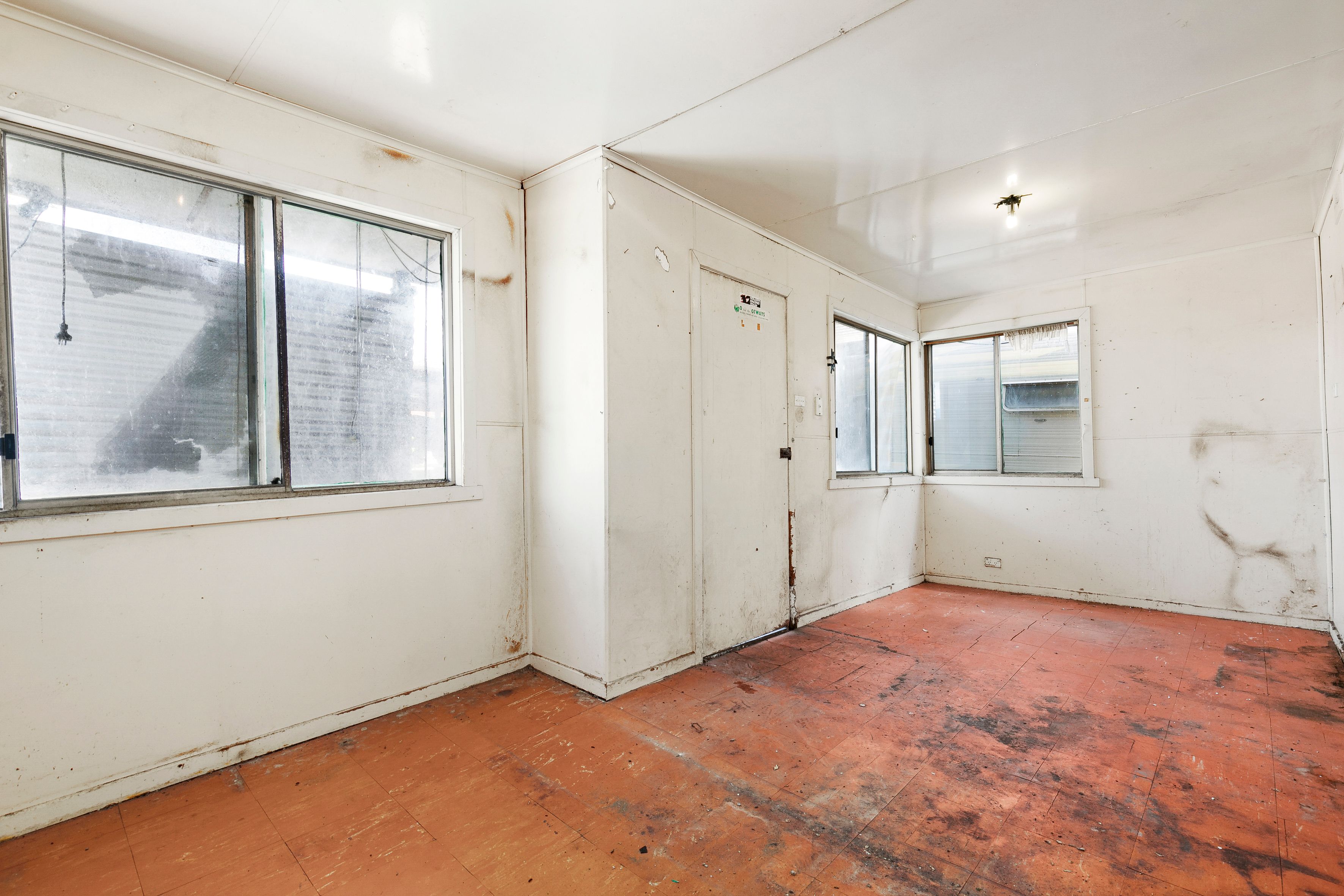18 Housden Street — photo 6 of 20