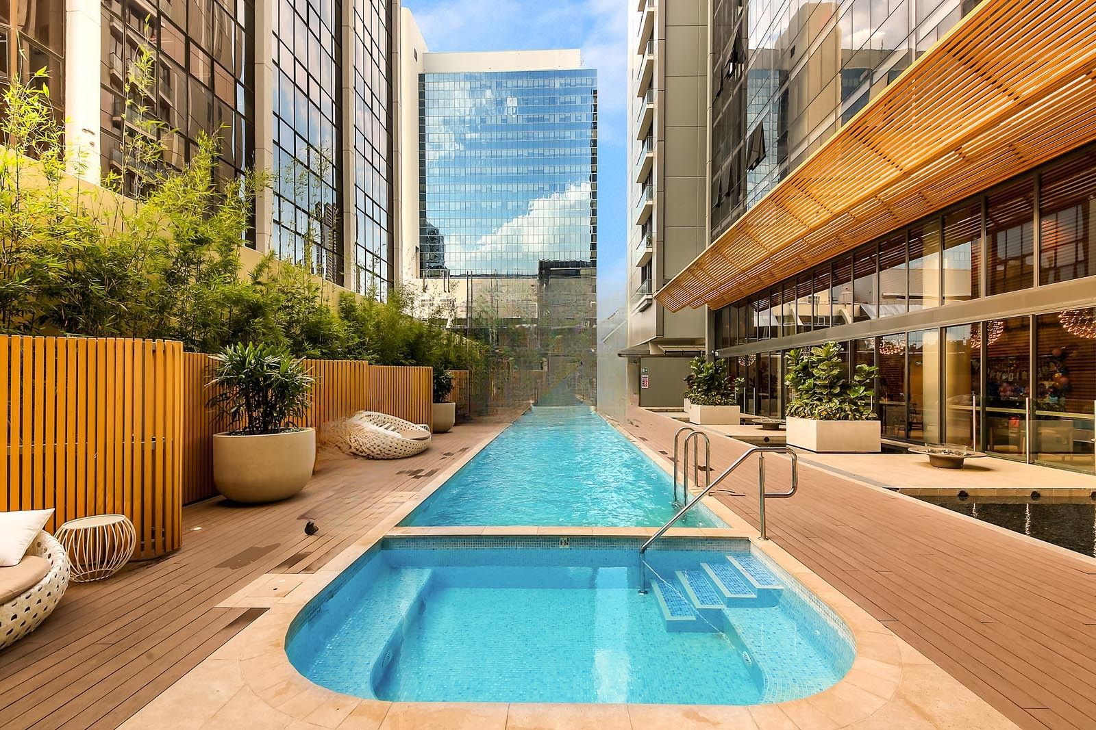 1622/32 Hunter Street (AKA 1622/45 Macquarie St) — photo 15 of 27