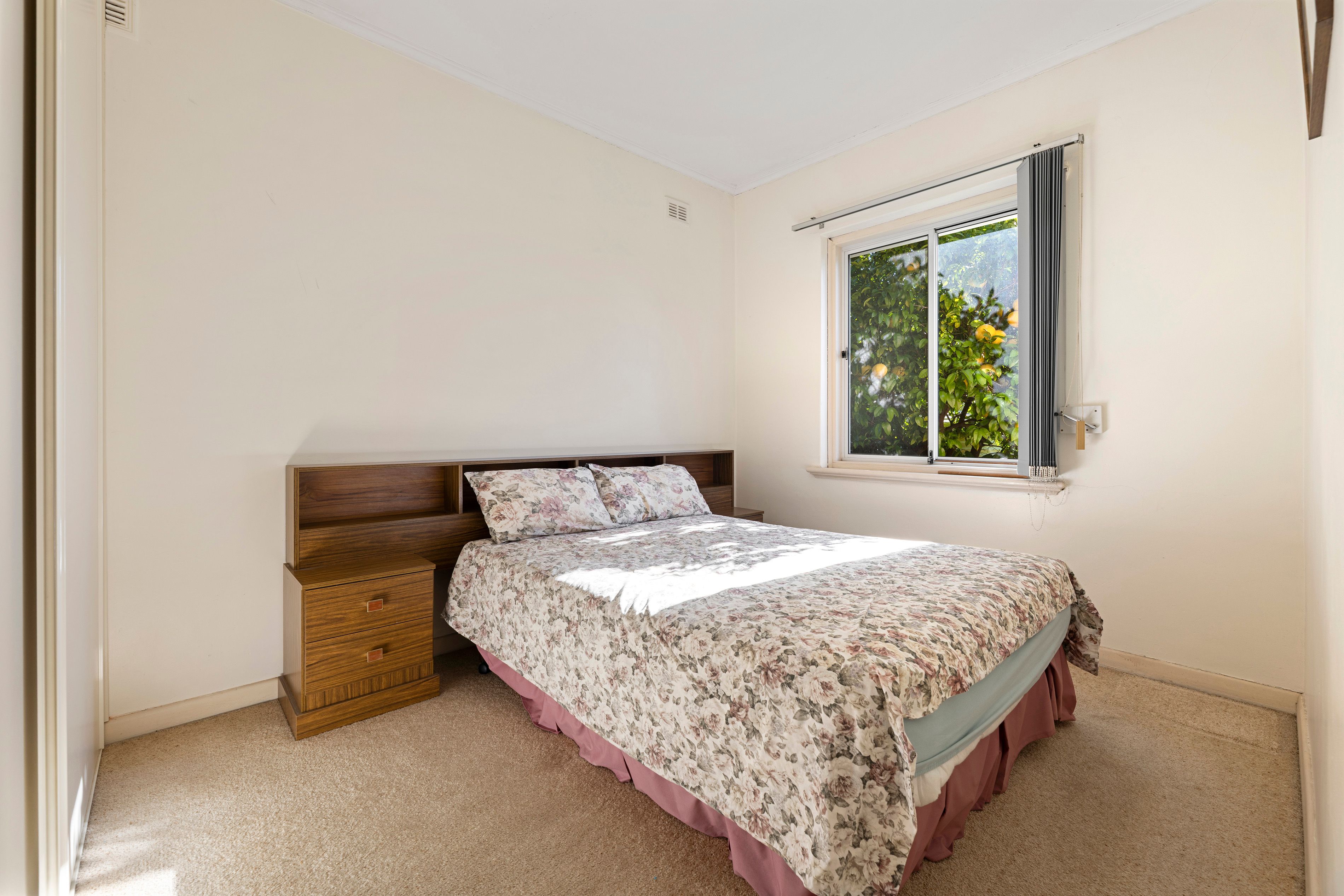 13 Eversley Avenue — photo 17 of 26