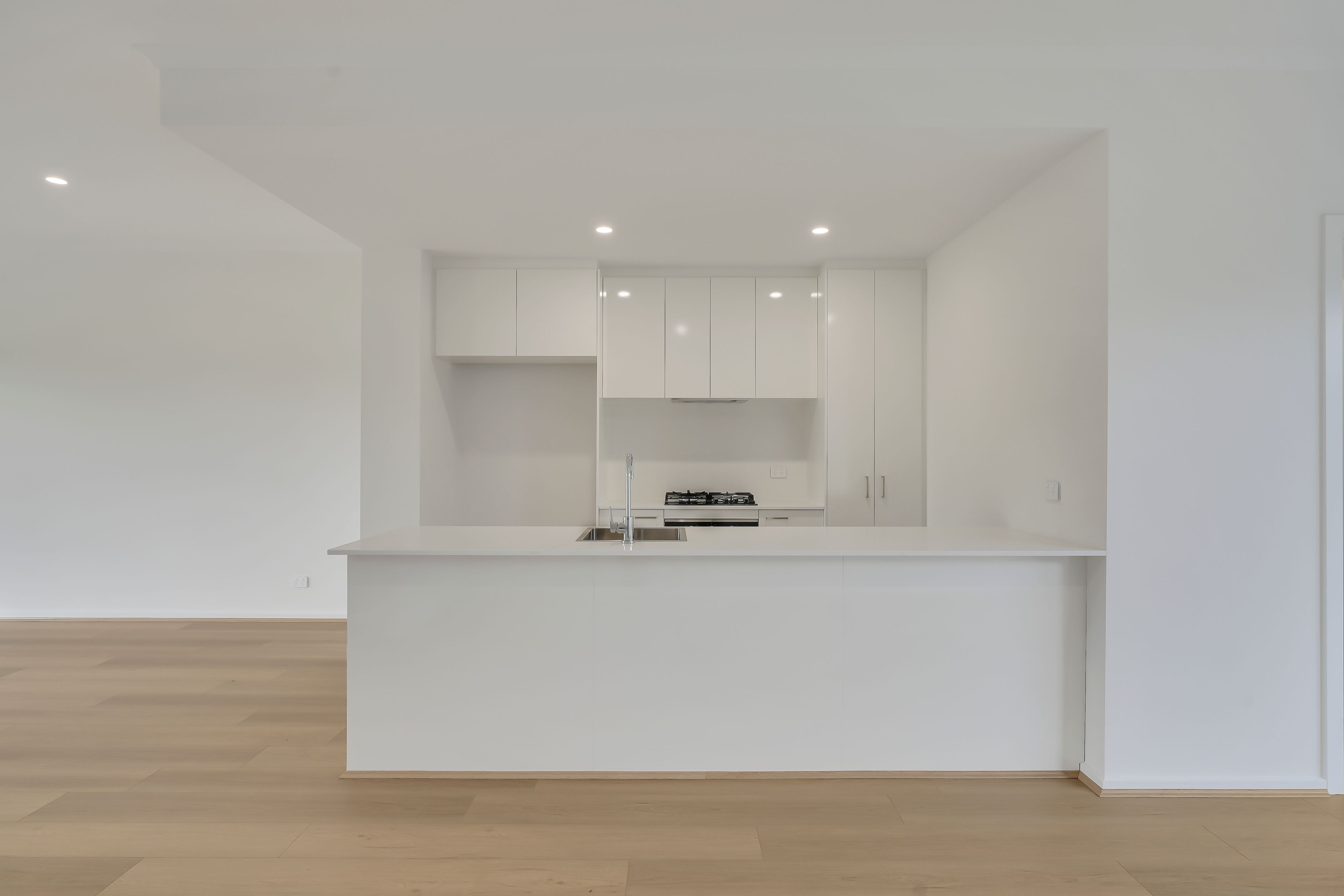 6 Sage Lane — photo 3 of 12