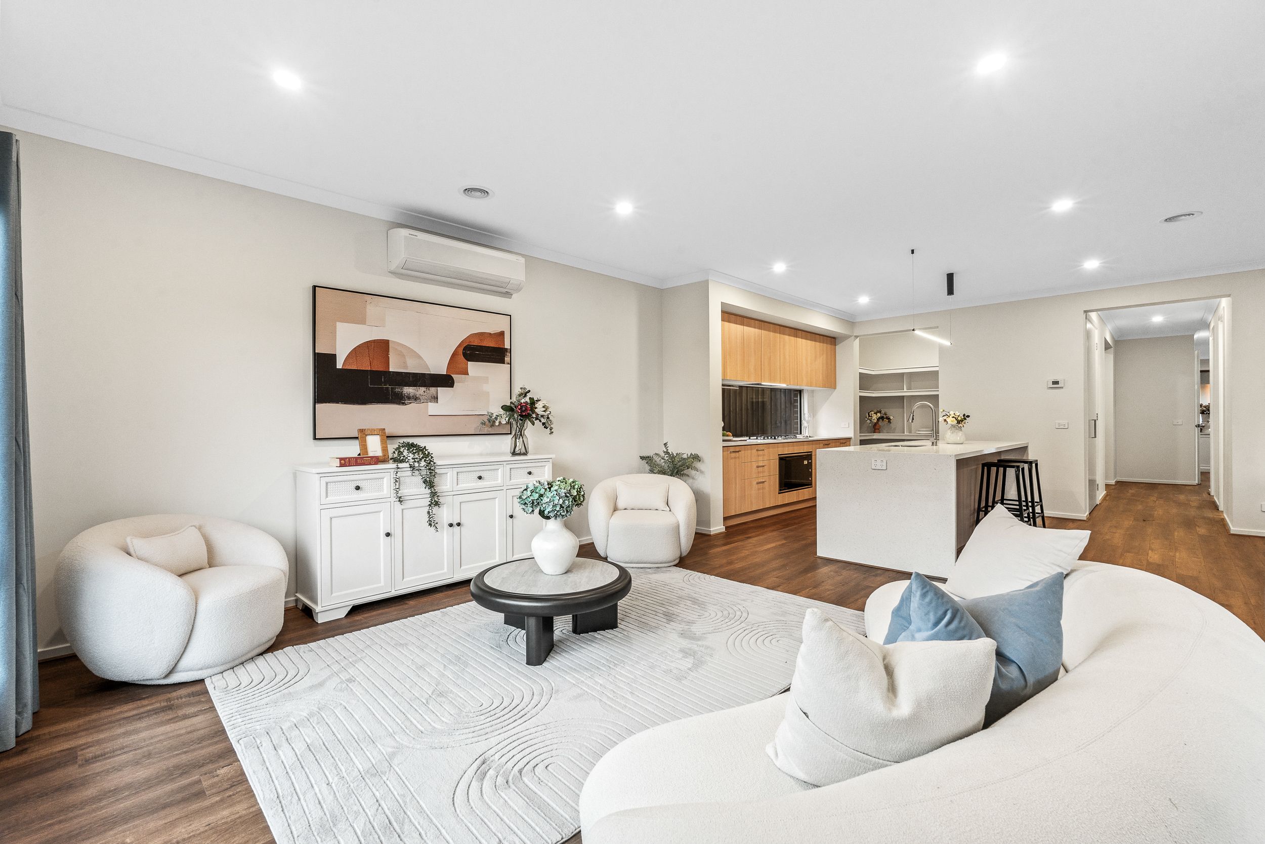 32 Gillard Street — photo 3 of 25