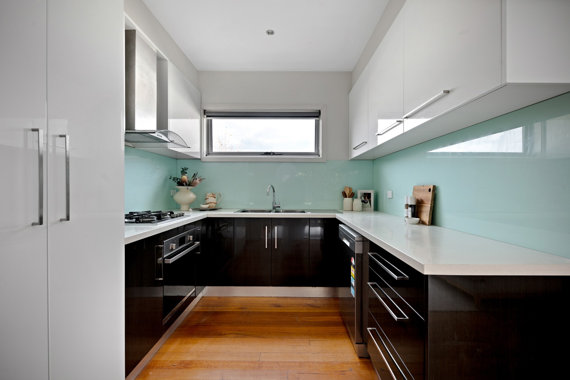 2/20 Stenhouse Avenue, Brooklyn, VIC 3012
