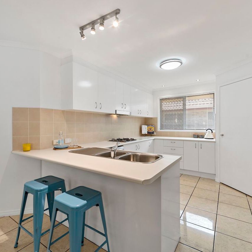6 Canundra Street, North Lakes, QLD 4509
