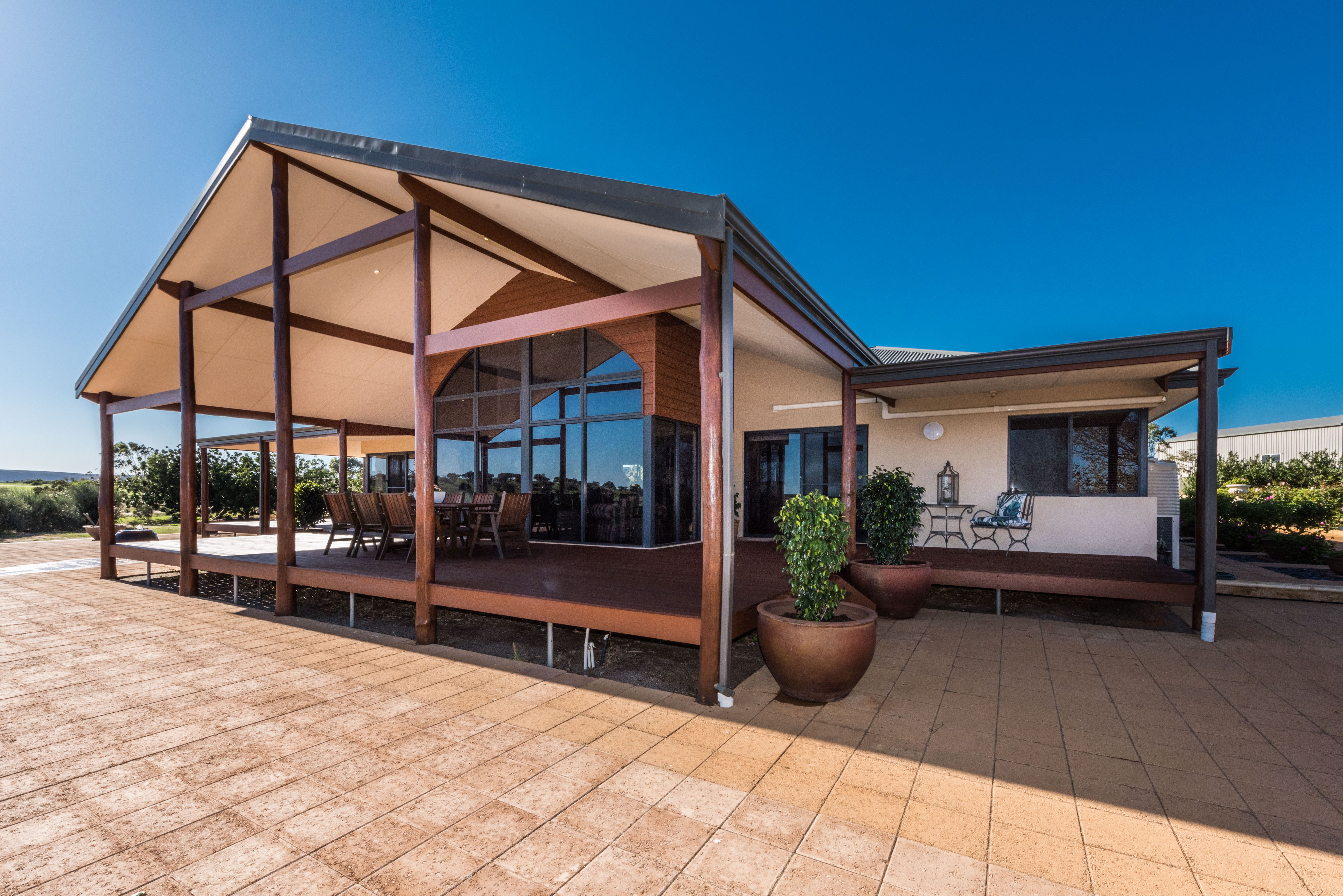85 Eliza Shaw Drive, White Peak, WA 6532