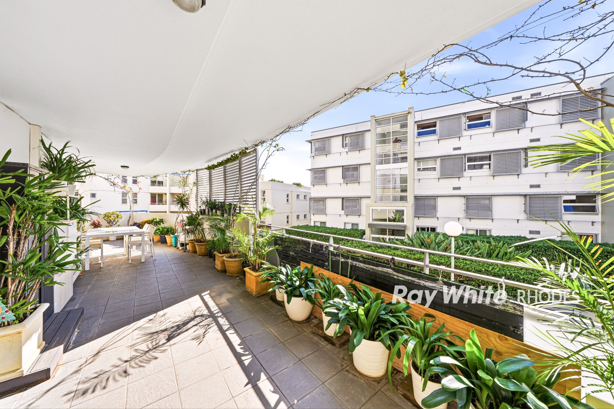 233/25 Bennelong Parkway — photo 3 of 27