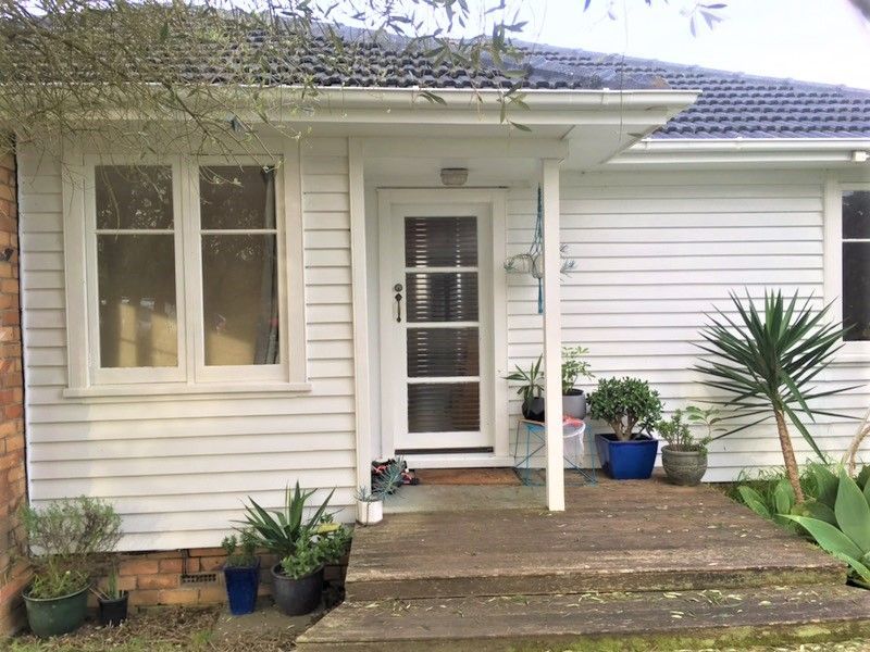 13 Flanshaw Road, Te Atatu South, Waitakere City