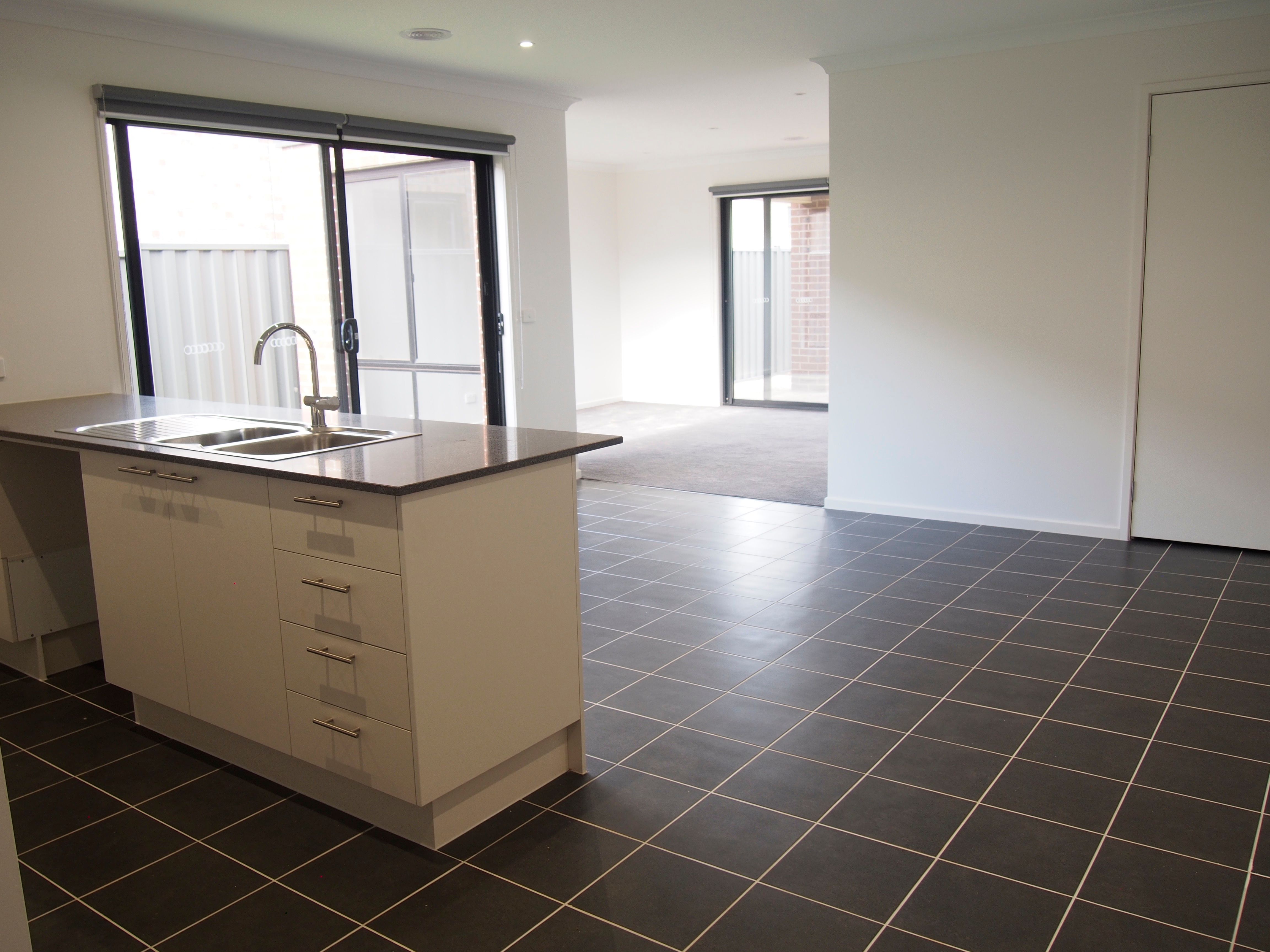 9 Wembley Avenue, MELTON SOUTH, VIC 3338
