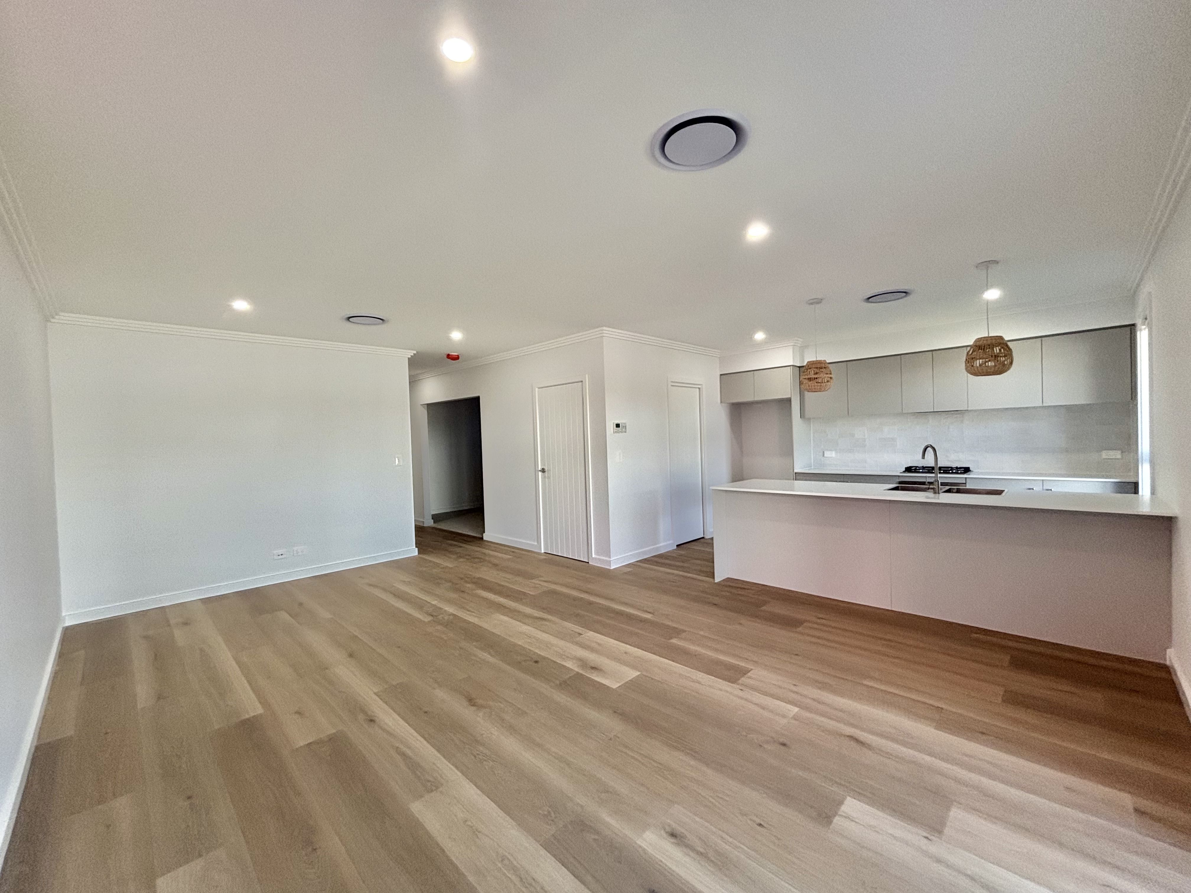 15 Creek Way, Cobbitty, NSW 2570