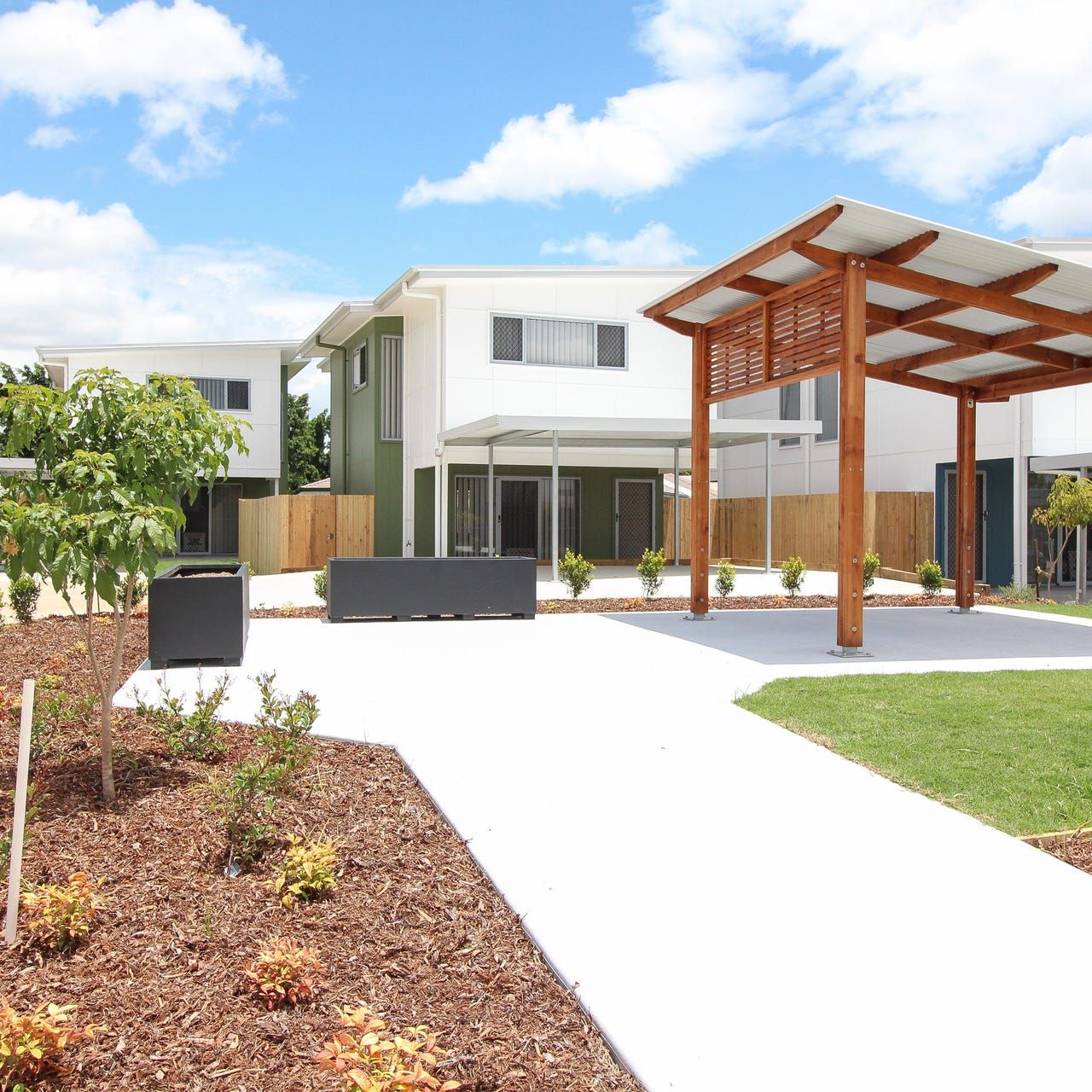 25 Saint Andrews Drive, Leichhardt QLD 4305