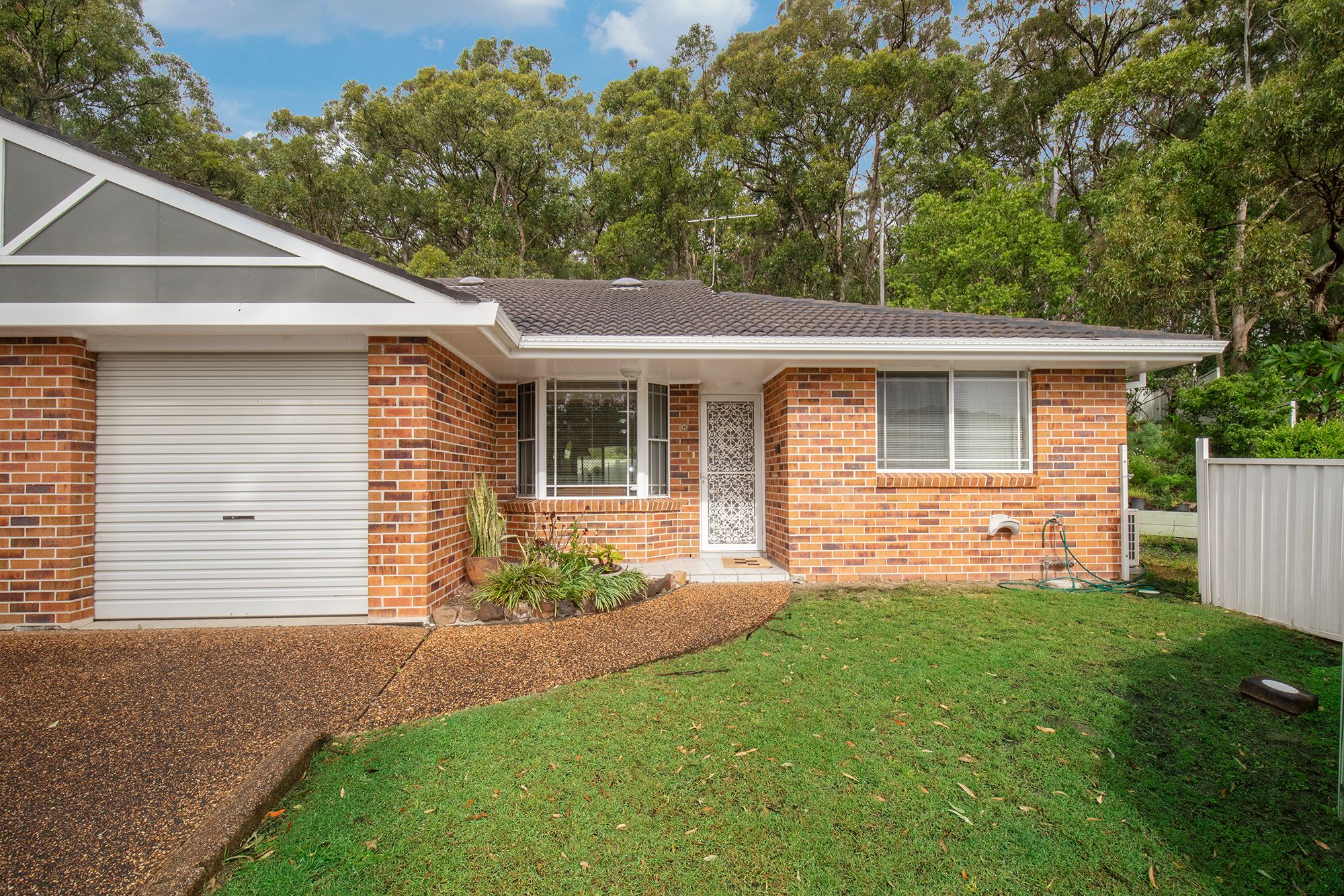 204 Warners Bay Road, Mount Hutton NSW 2290