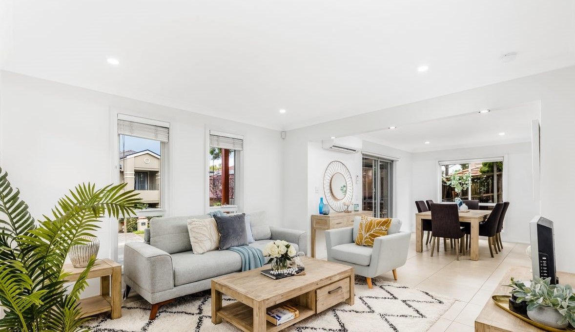 1 Didcot Close, Stanhope Gardens, NSW 2768