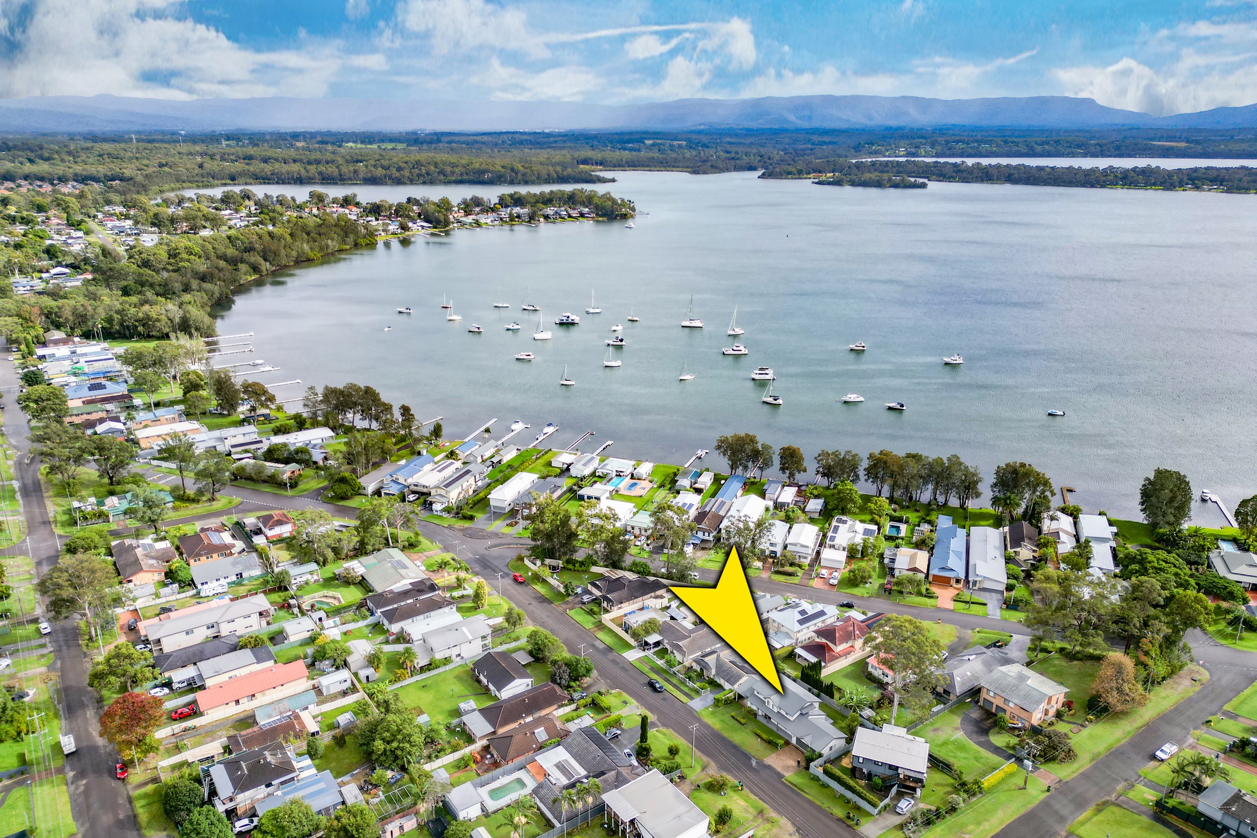 11 Regent Street, Bonnells Bay, NSW 2264