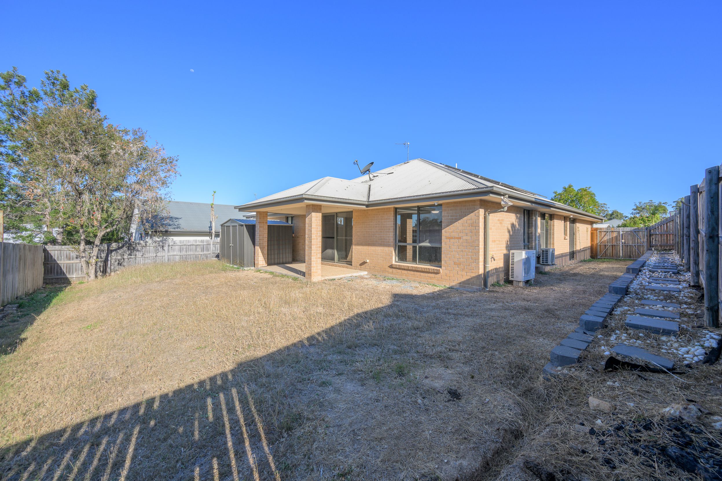 12 Iris Road — photo 24 of 26