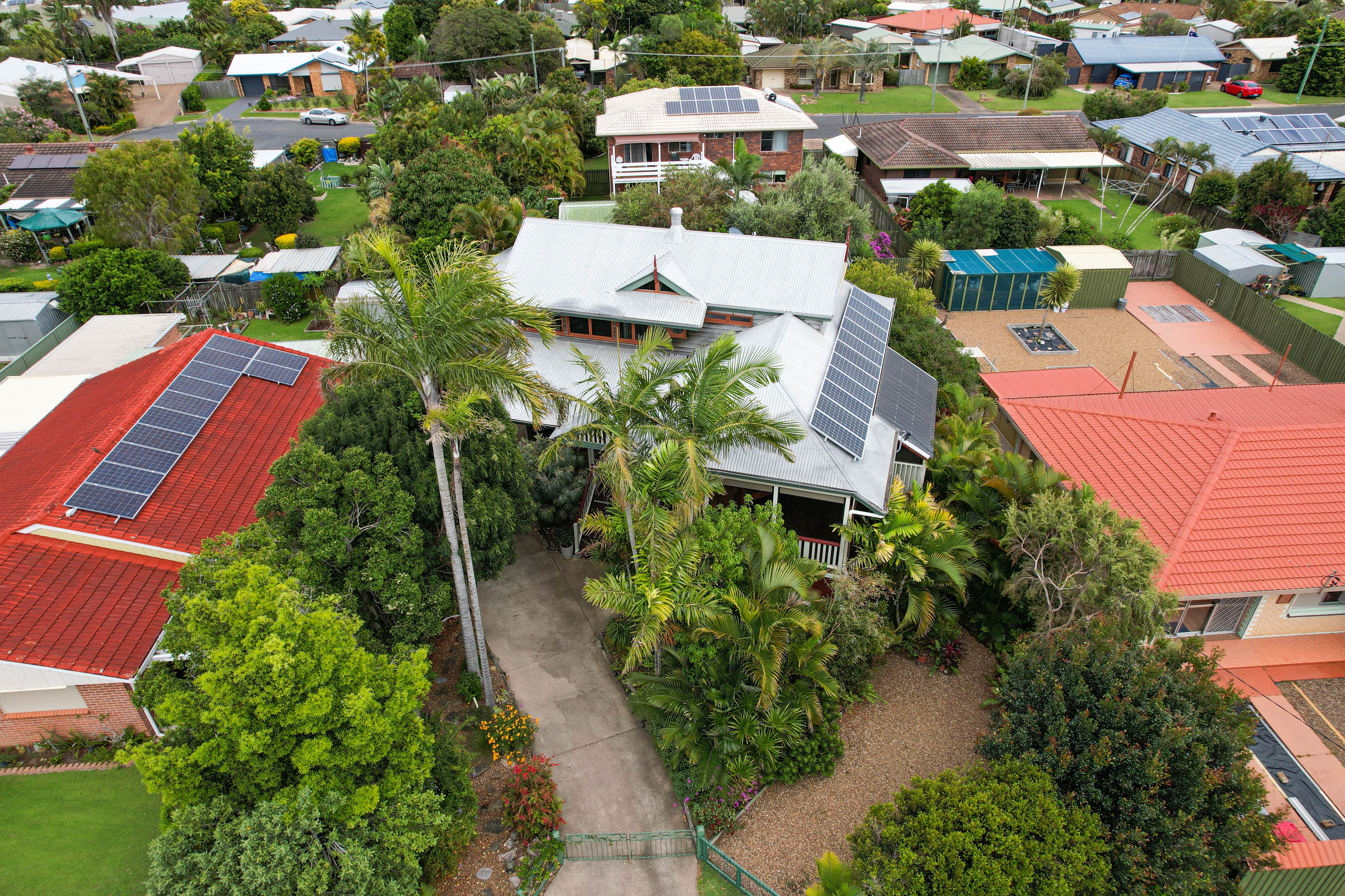 85 Long Street, Point Vernon, QLD 4655