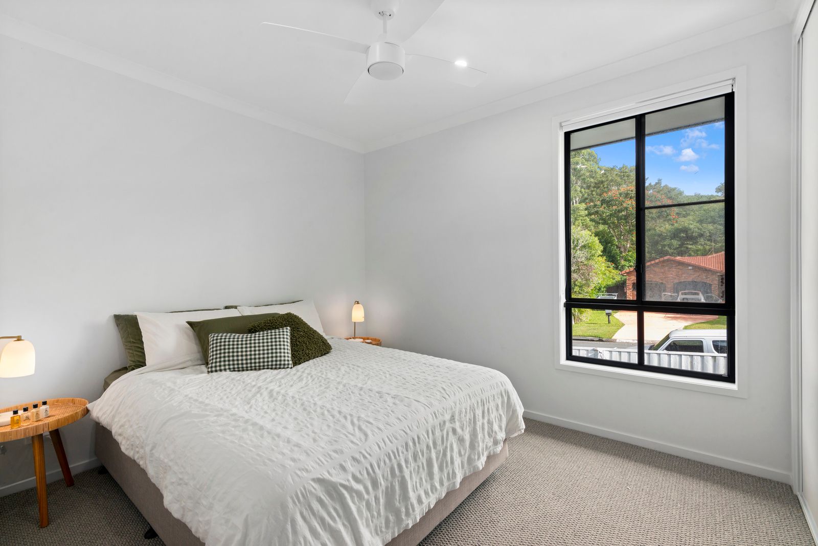 6 Taperell Drive — photo 10 of 15