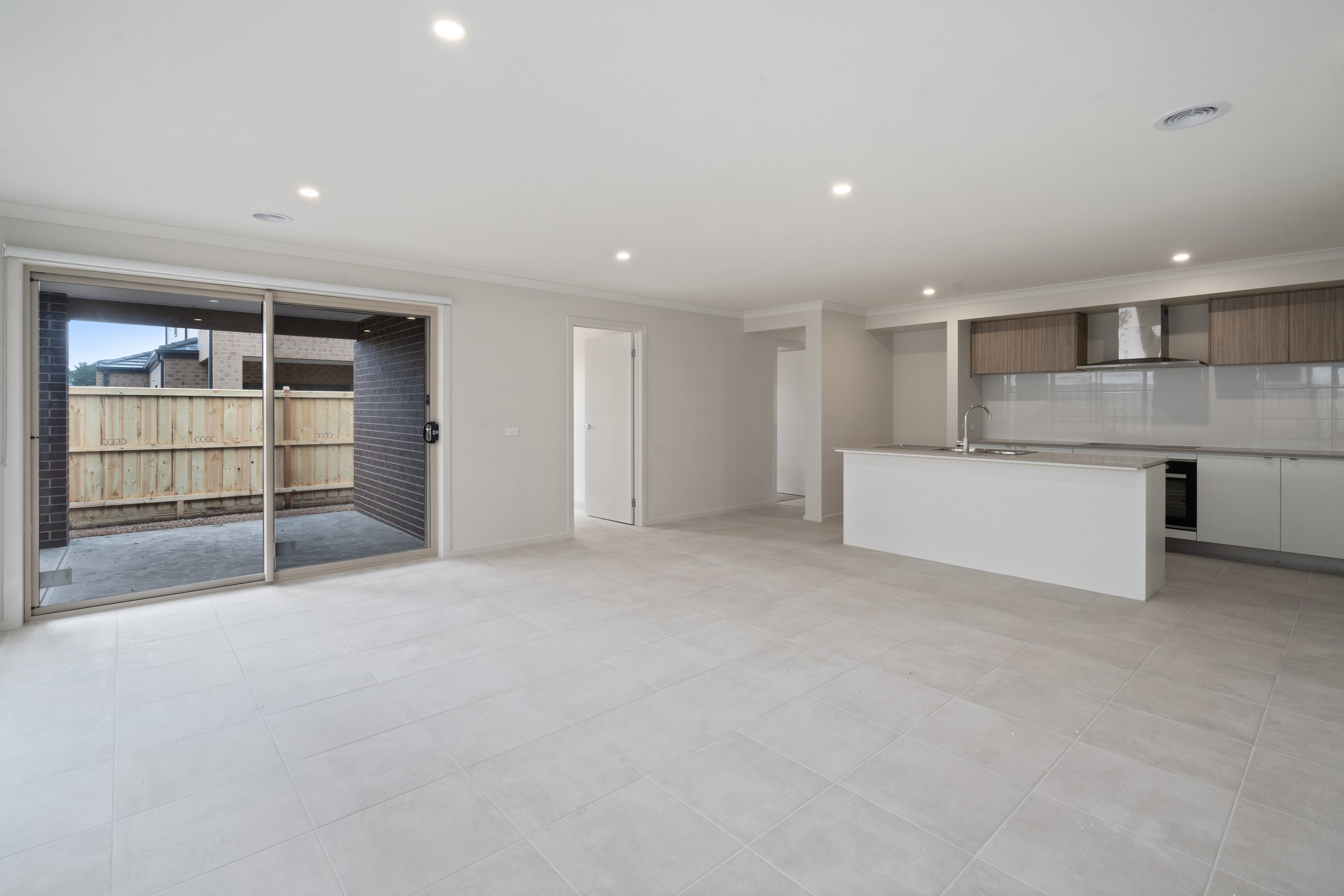 29 Bonza Circuit, Clyde North, VIC 3978