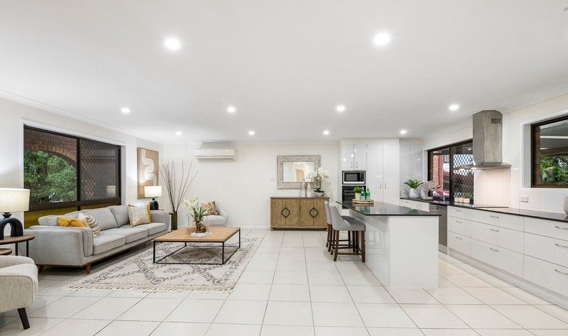 25 Goorong Street, Sunnybank Hills, QLD 4109