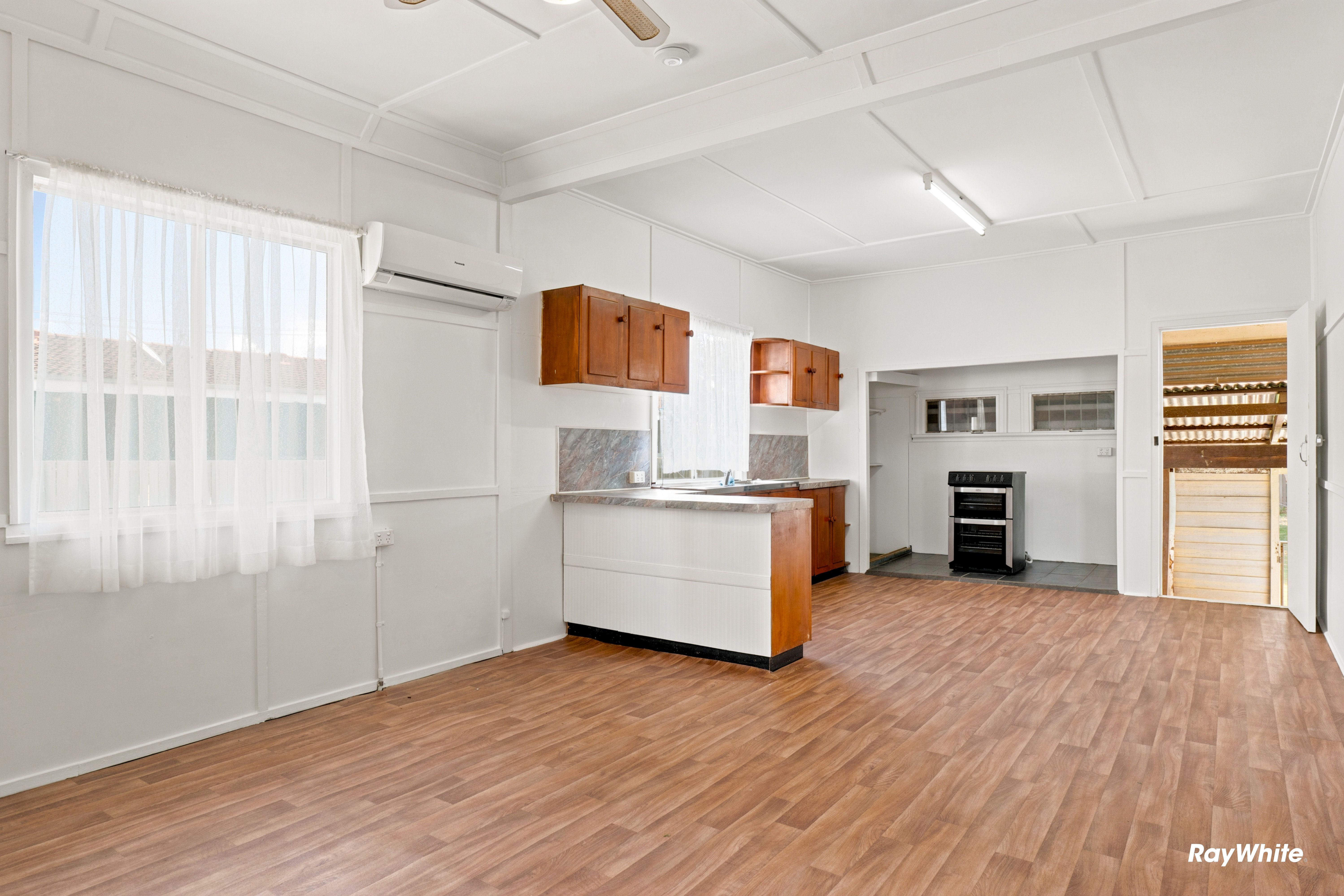 17 Fe Walker Street — photo 5 of 19