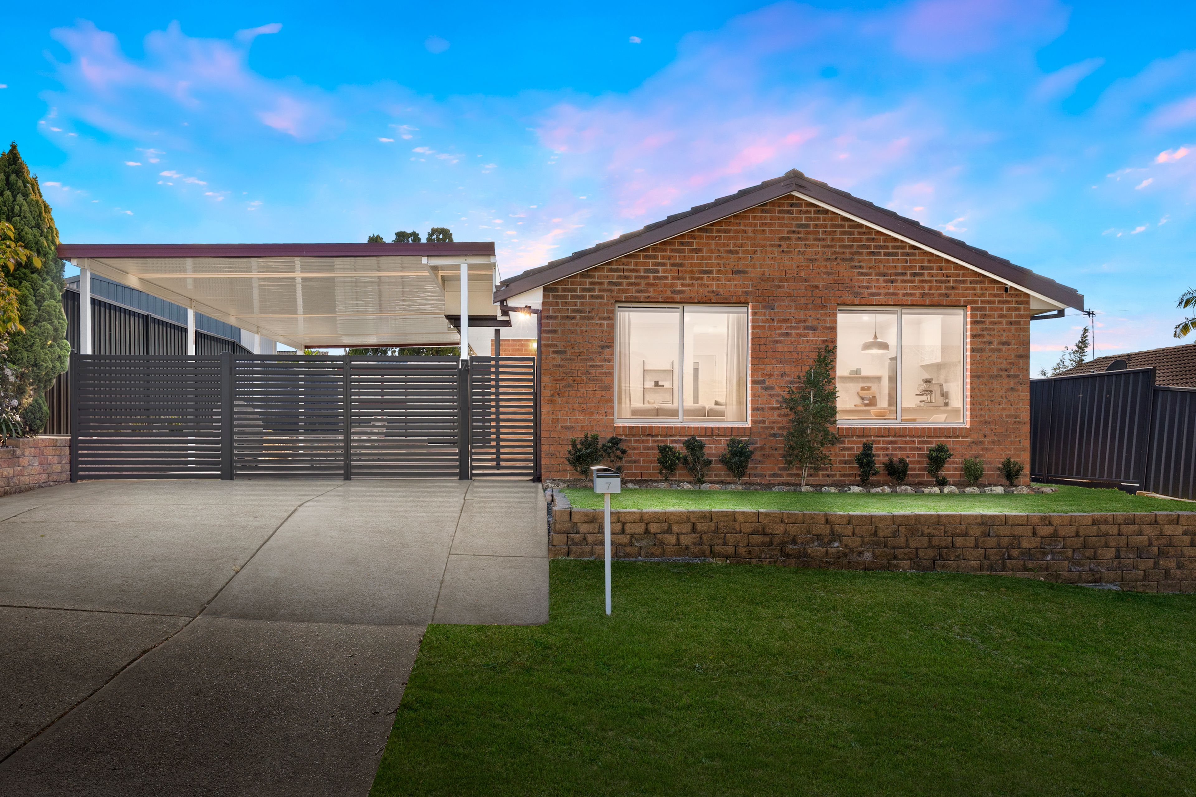 7 Andiah Way — photo from Ray White Newcastle Lake Macquarie