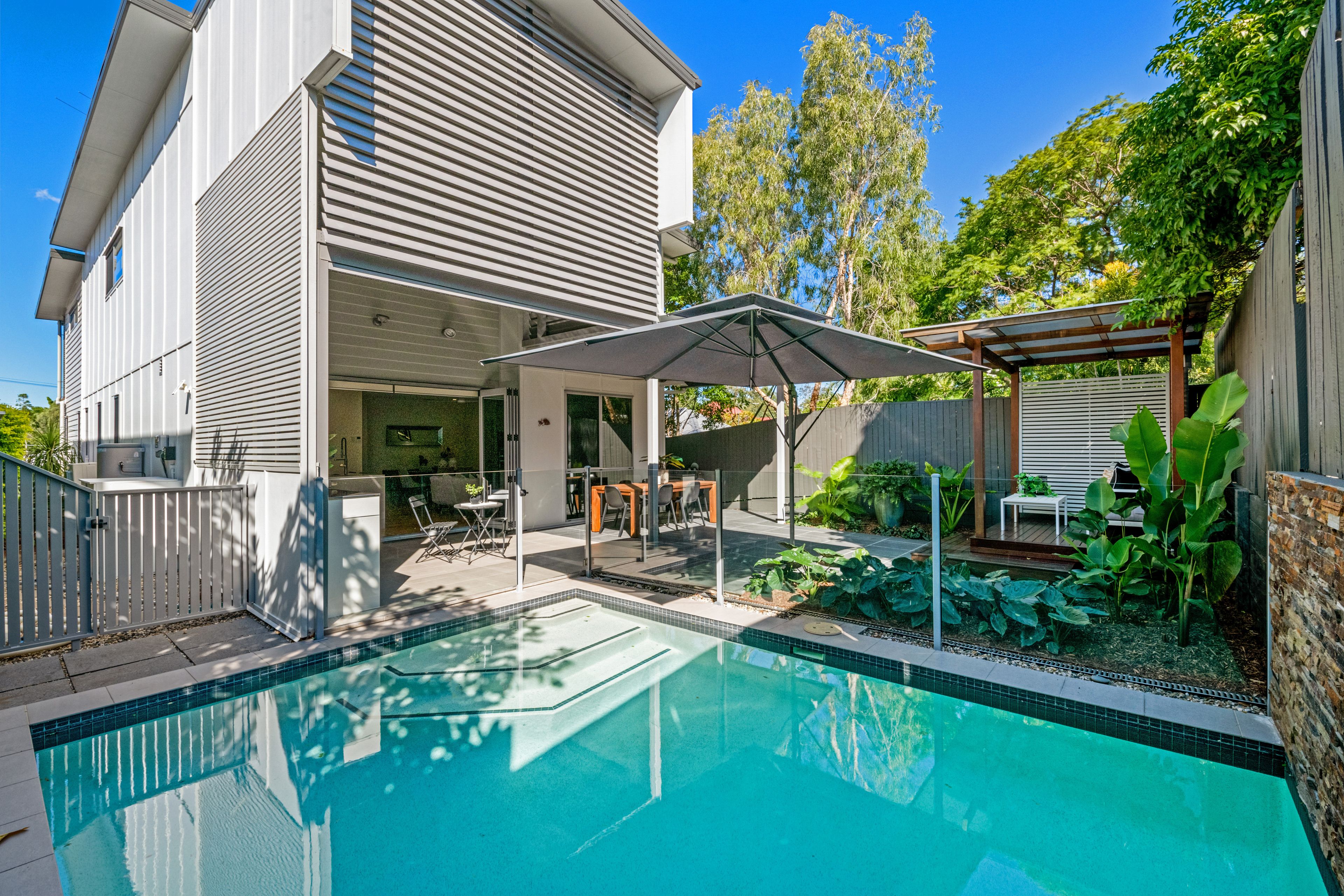 17 Grace Street, Red Hill QLD 4059