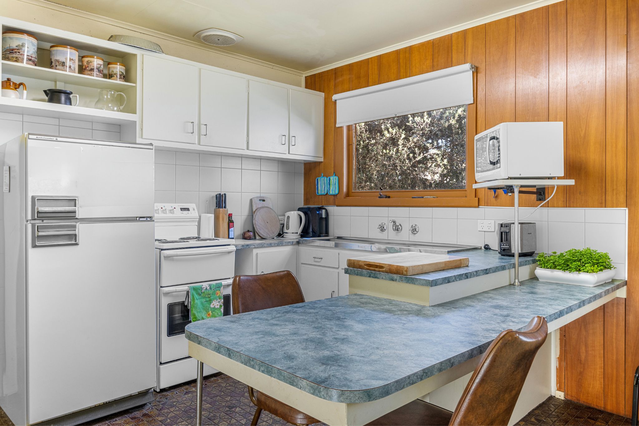 123 Lohr Avenue — photo 6 of 18