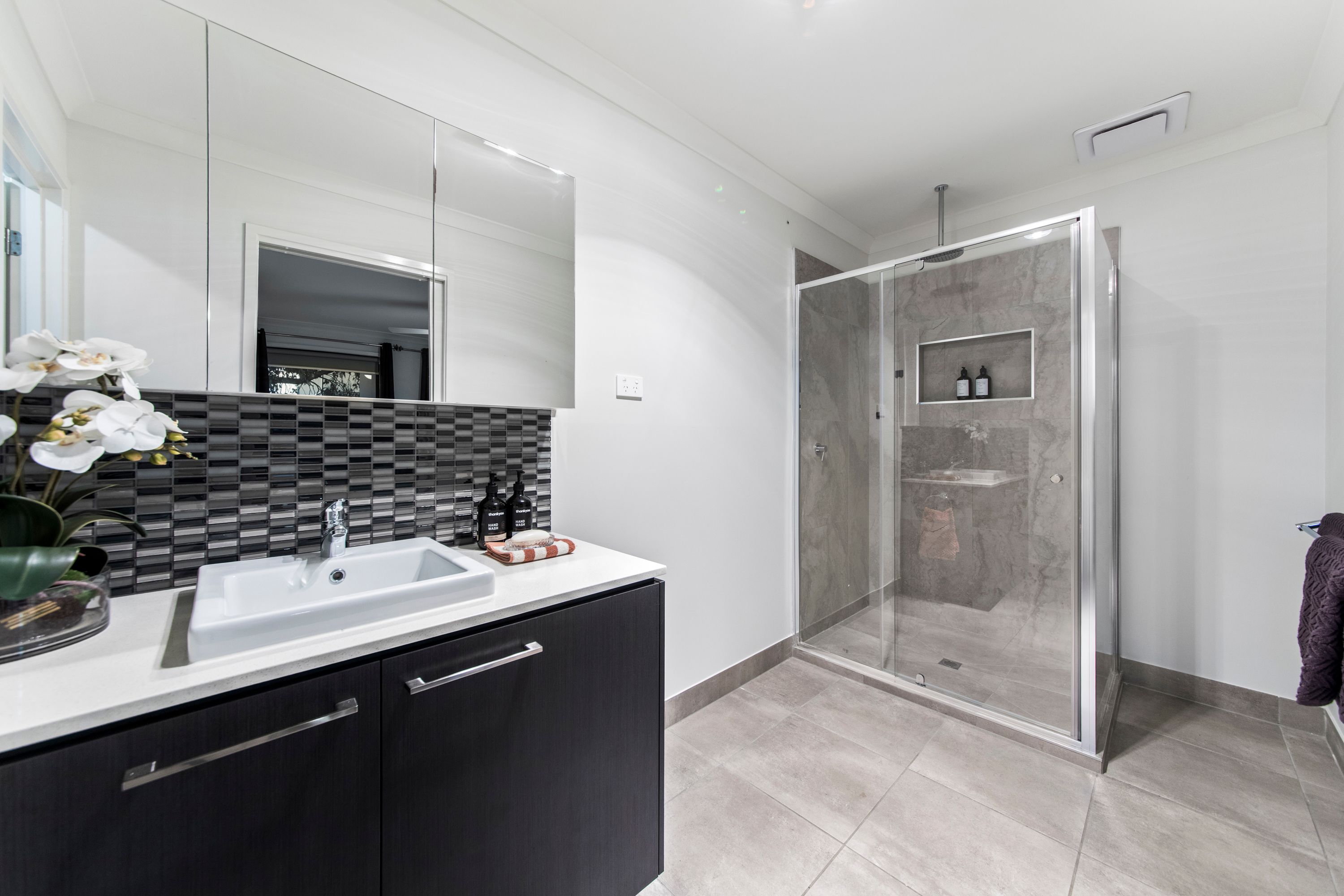 46 Lotus Street — photo 7 of 30