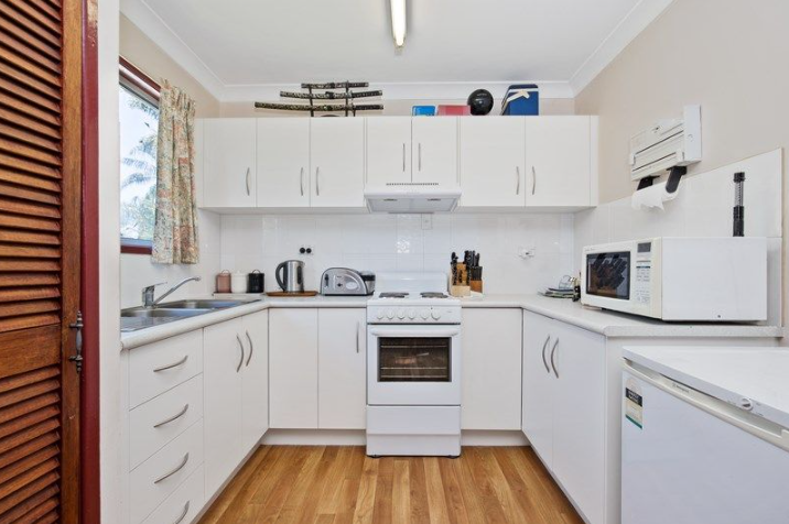 330 Farm Street, Norman Gardens, QLD 4701
