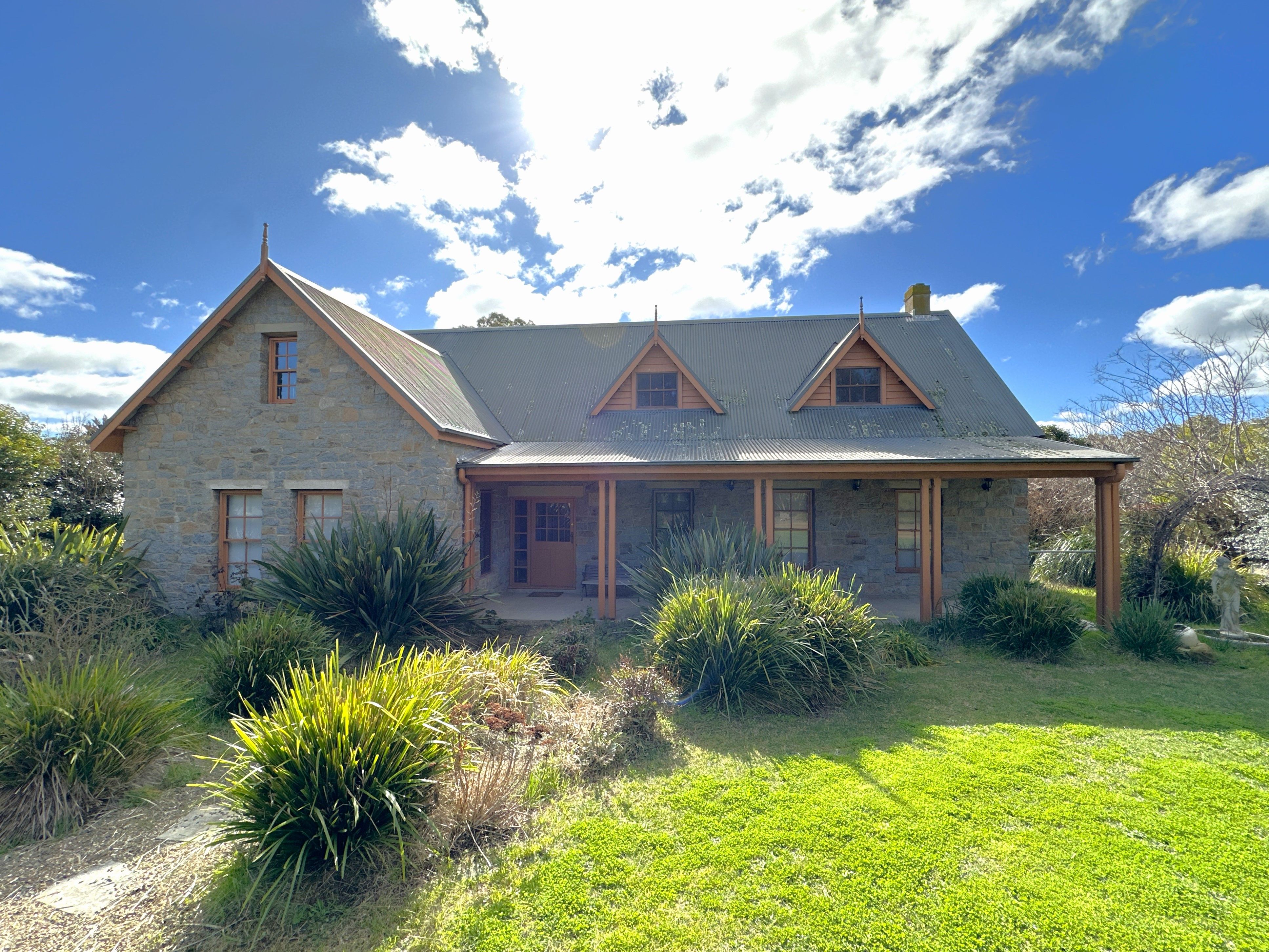 9-11 Little Street, Boorowa, NSW 2586