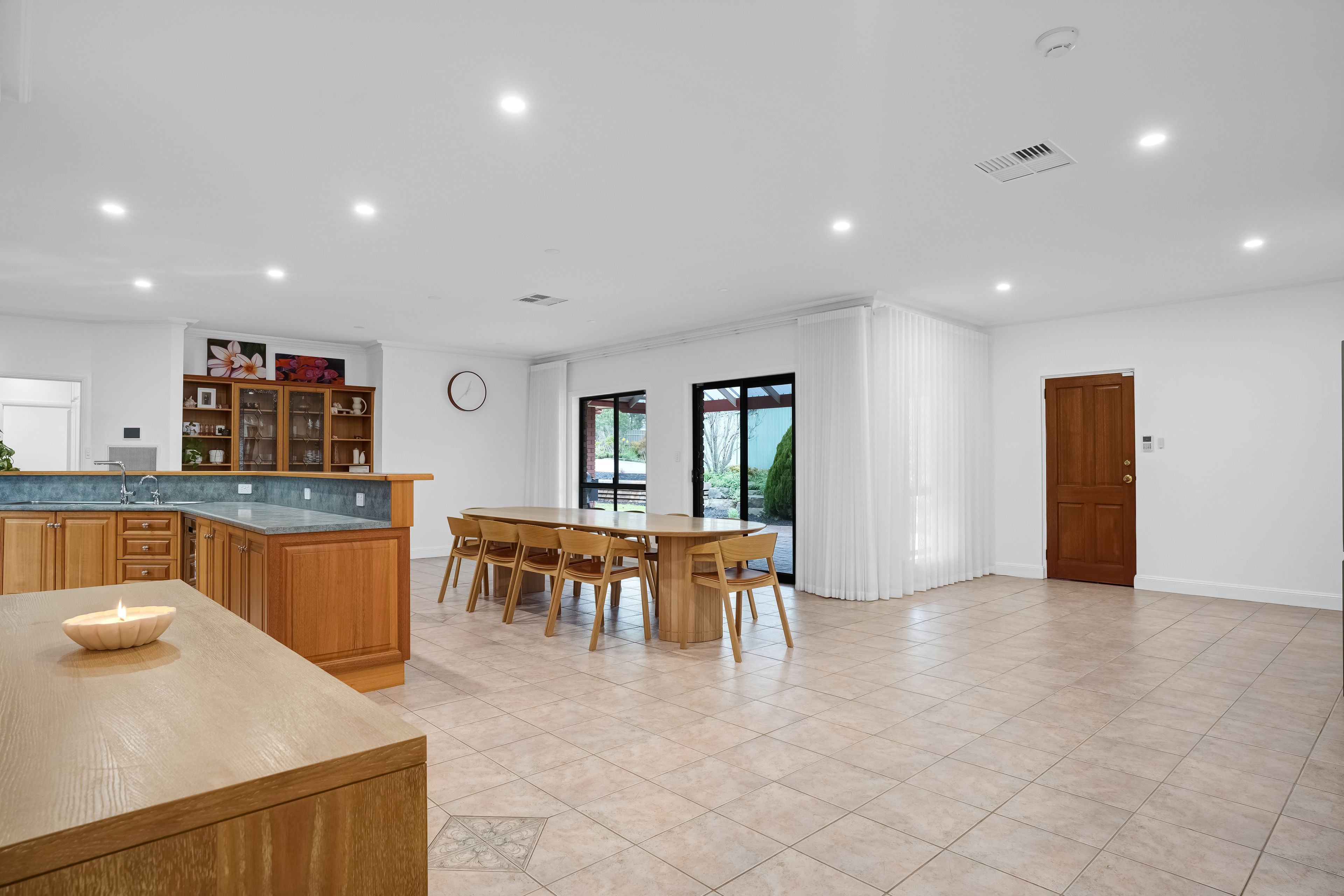 8 Norman Court — photo 14 of 30
